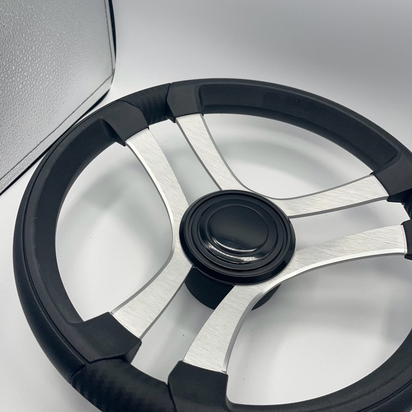 Benaco Boat Steering Wheel Brushed Aluminum Spokes | LG Black Snap-in