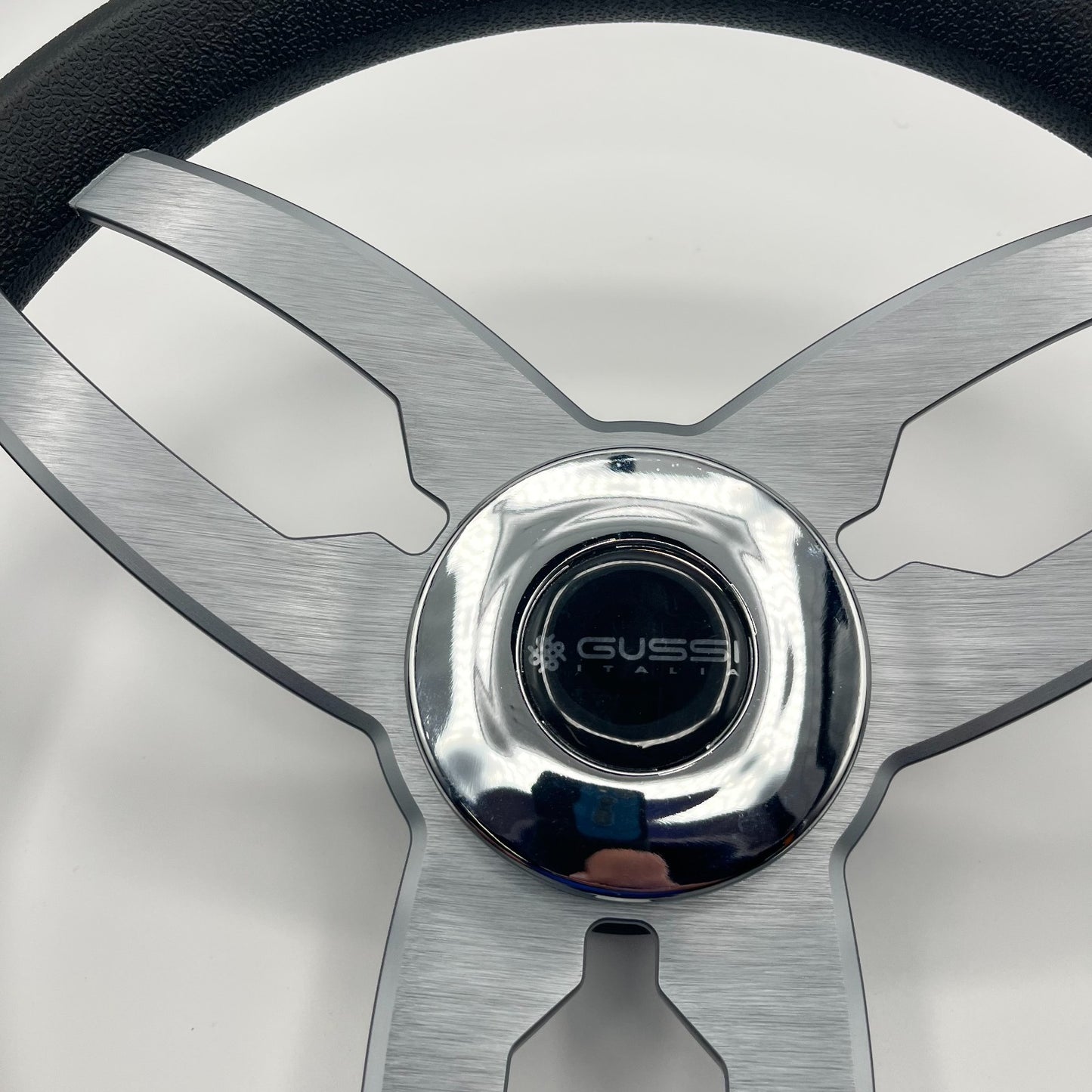 Cabrio Boat Steering Wheel Gray Brushed Alum Spoke | Gussi Italia