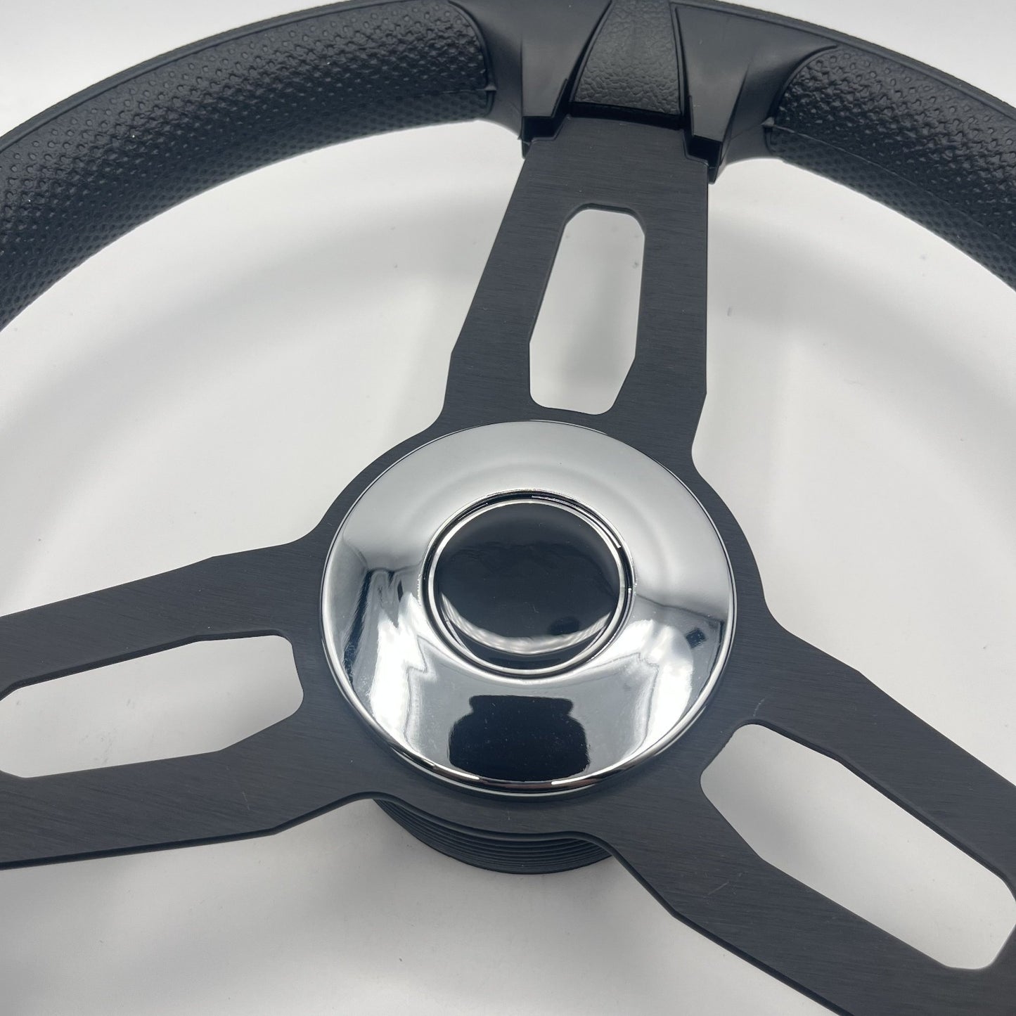 Gussi Italia Model 15 Steering Wheel Blk Brushed Alum Spokes | Chrome Blank