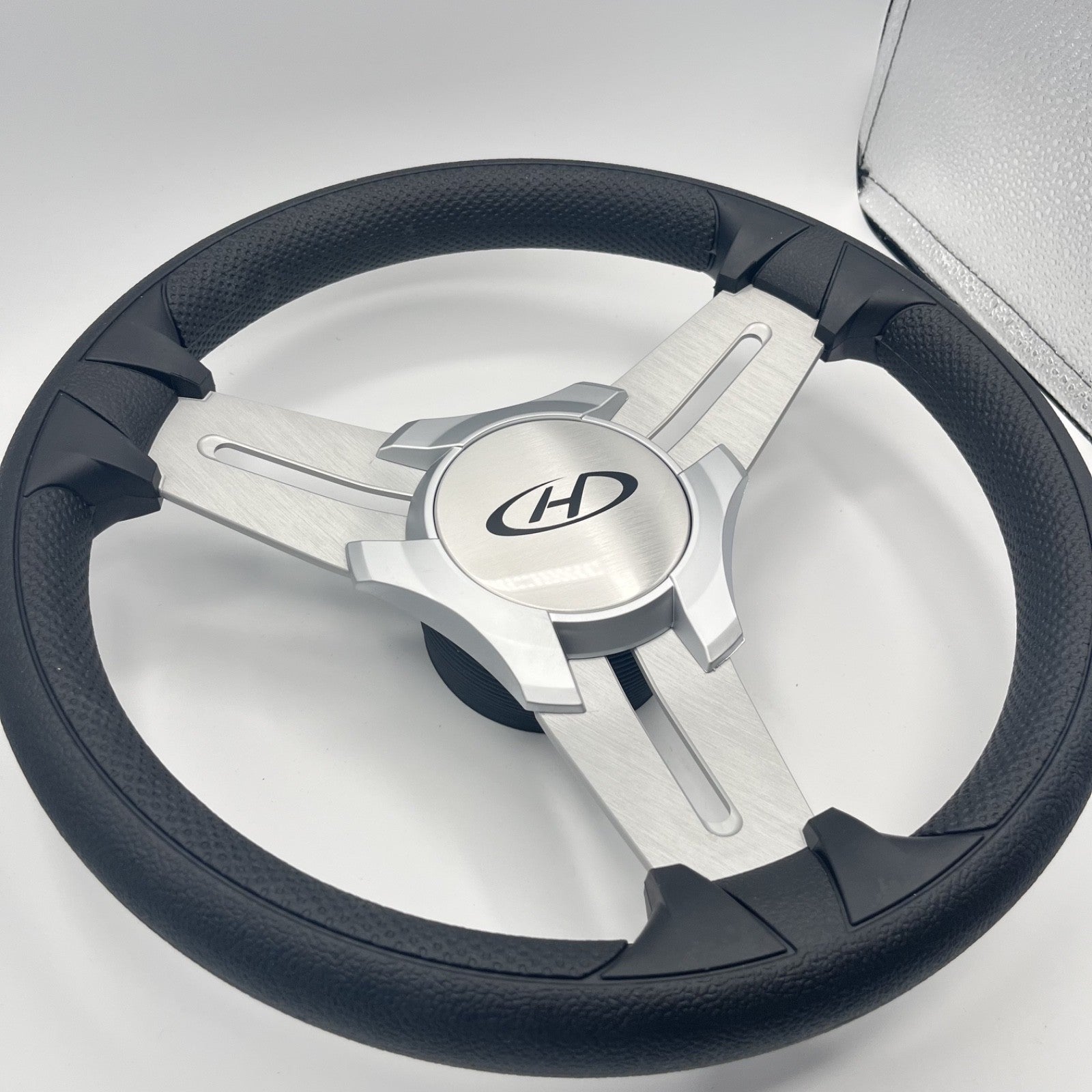 Model 15 Marine Steering Wheel Brush Alum Spokes | Silver Harris Kayot