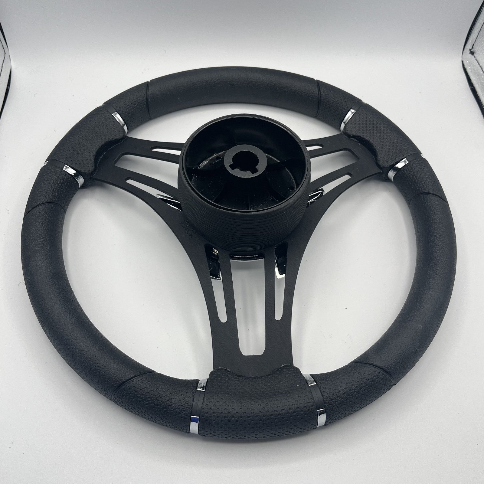 Gussi Italia Boat Steering Wheel Black Brushed Alum Spokes | Manitou