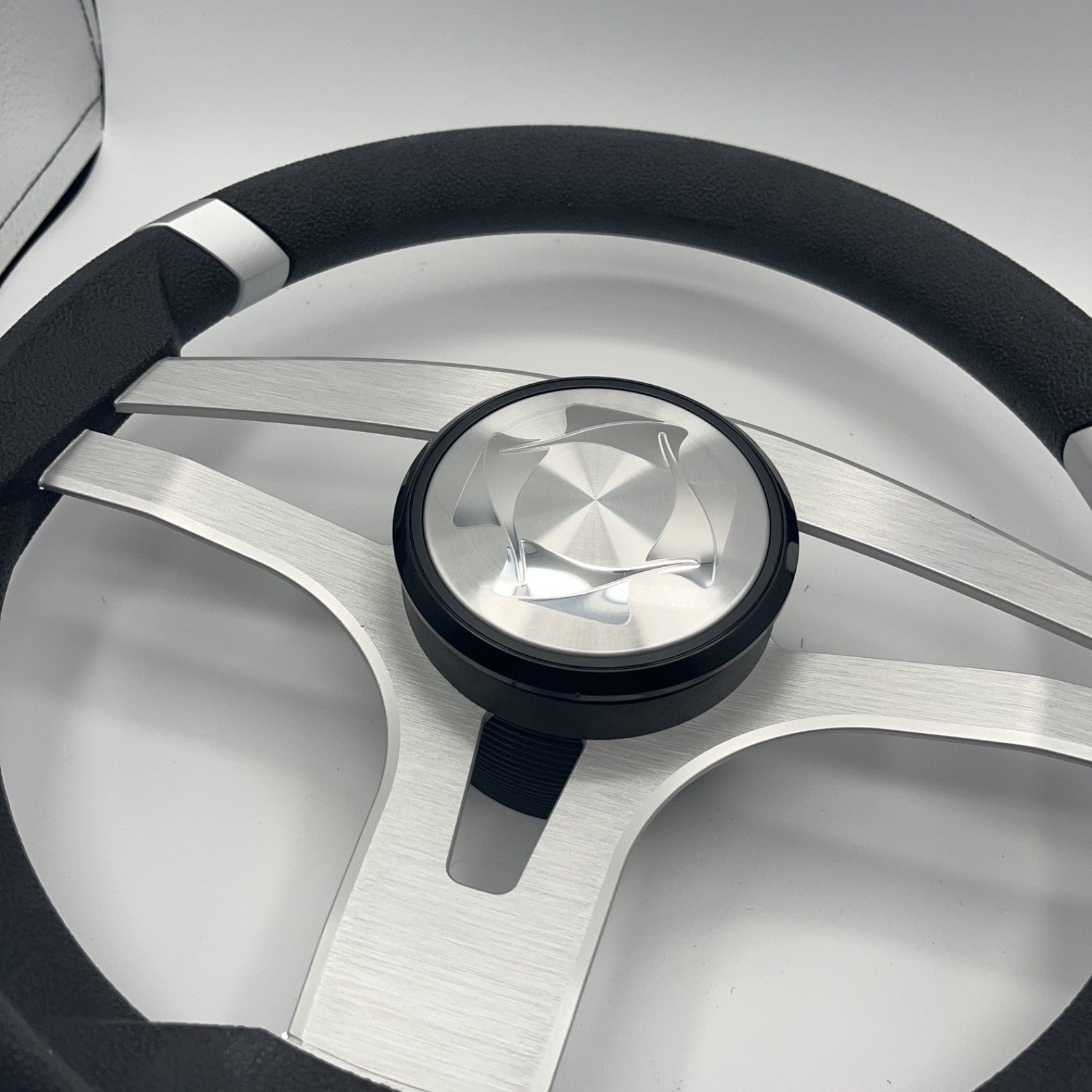 Badia Boat Steering Wheel Brushed Aluminum Spokes | Stingray