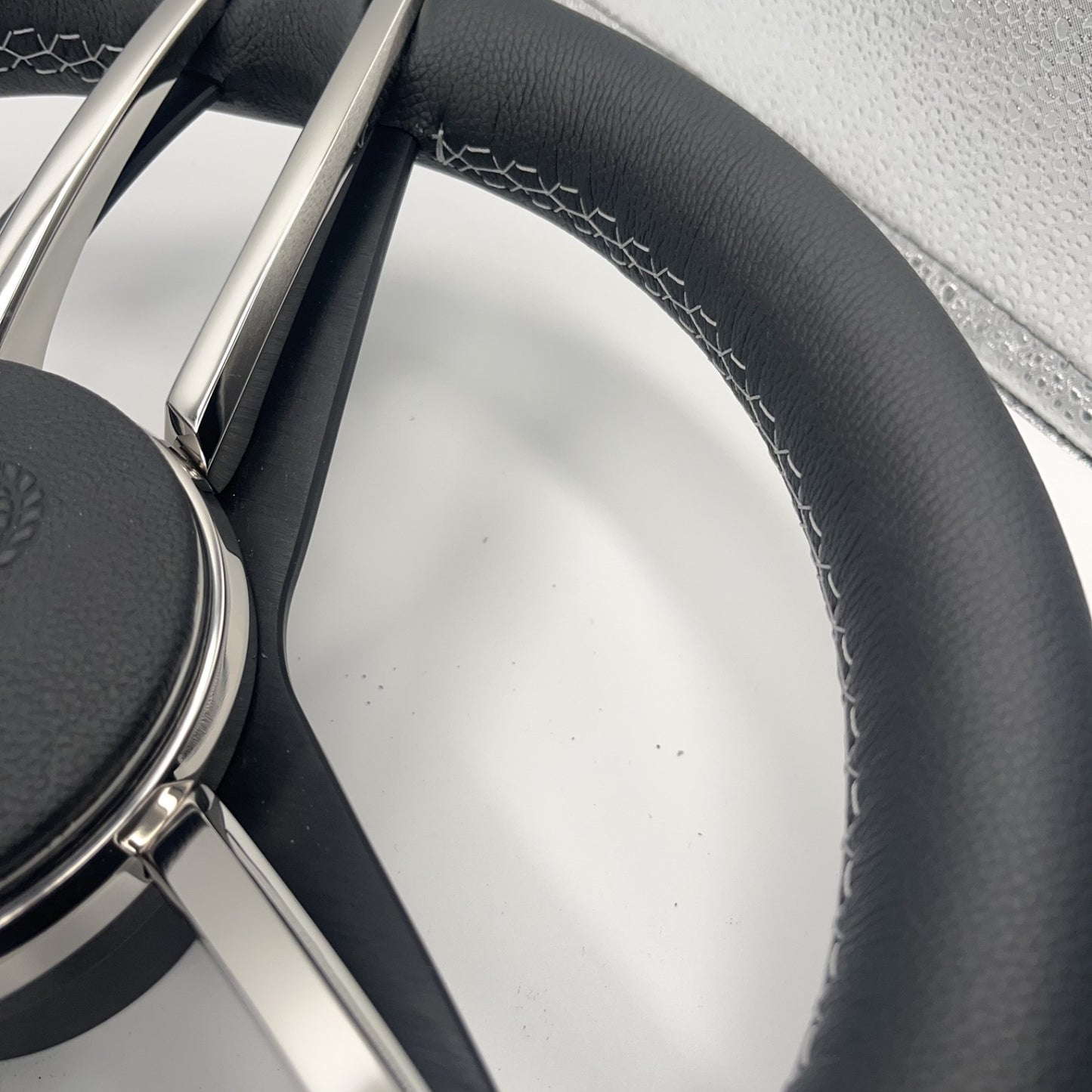 Cobalt Boat Steering Wheel Stainless Steel Spoke Leather Rim | Cobalt Boats Logo