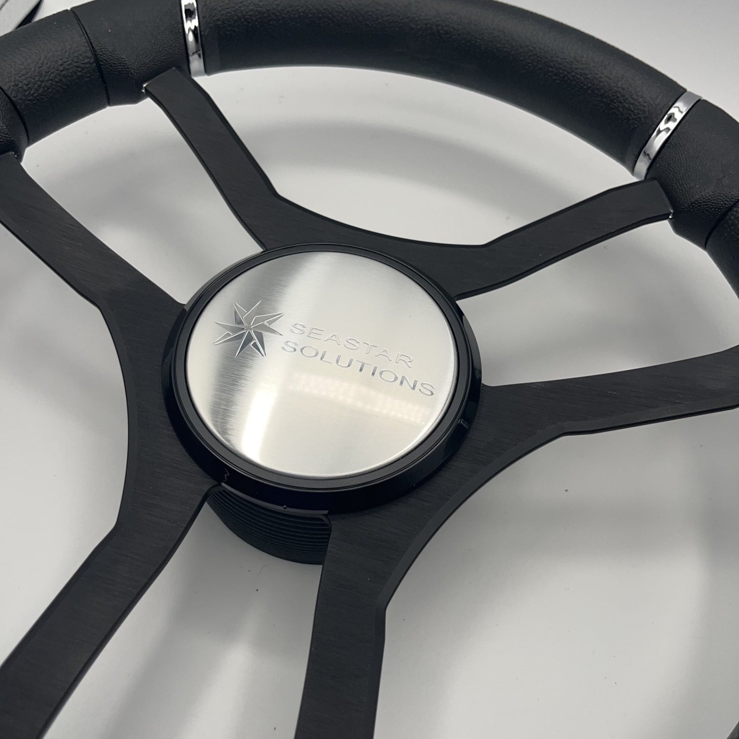 Malera Boat Steering Wheel Black Aluminum Spokes | Seastar Solutions