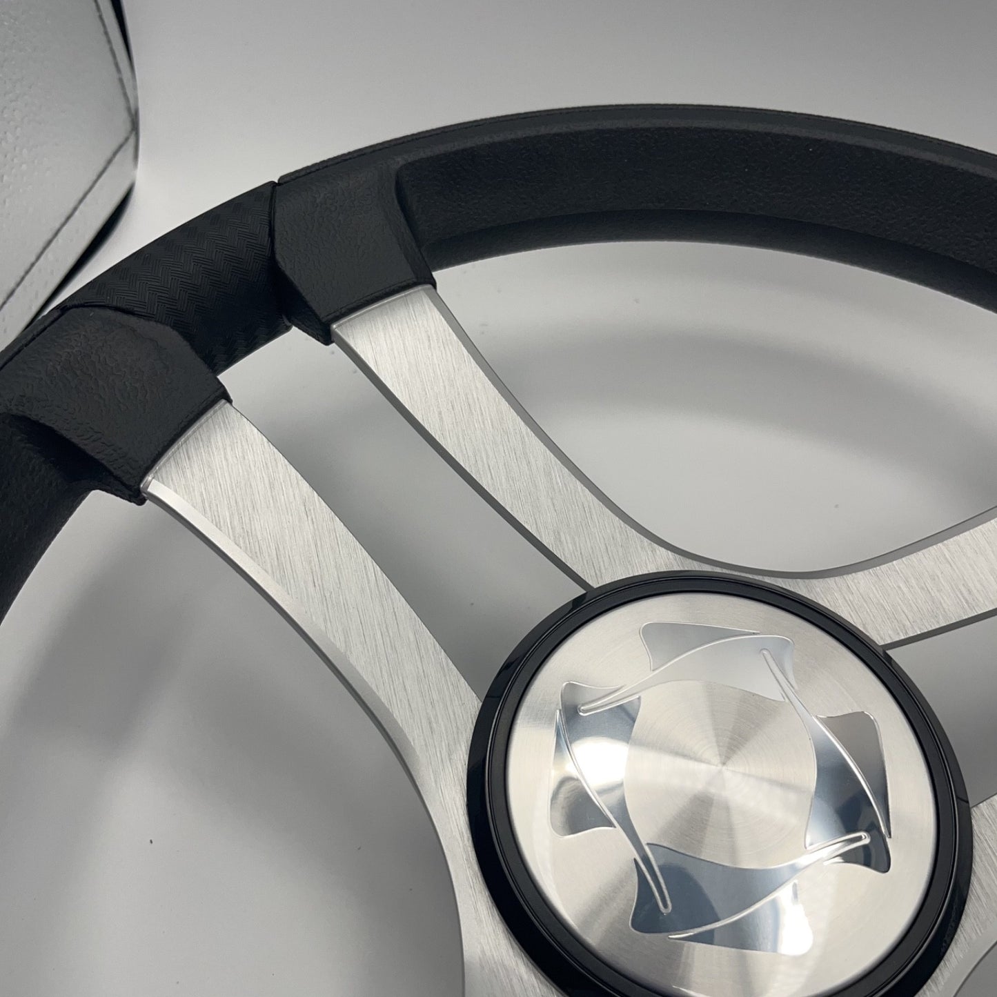 Benaco Boat Steering Wheel Brushed Aluminum Spokes | Stingray