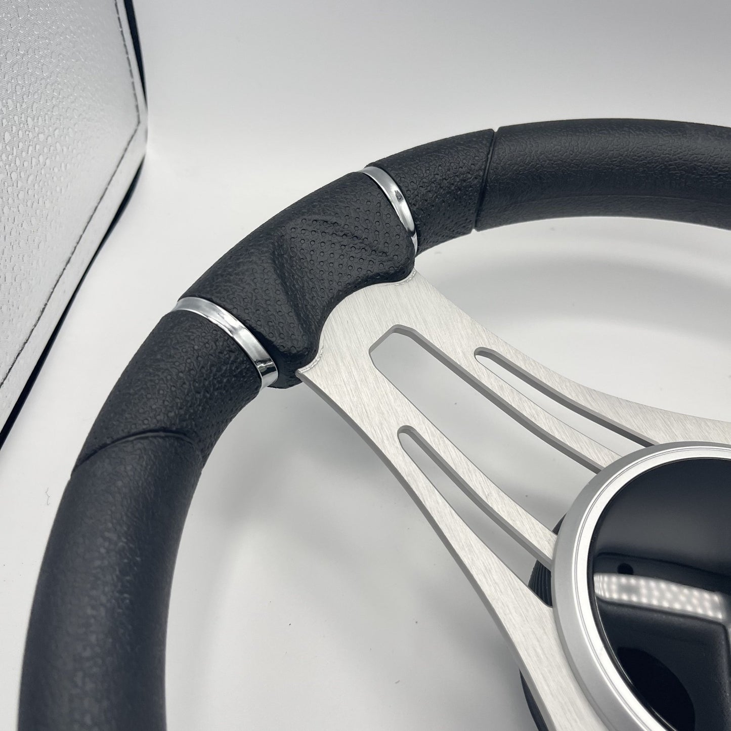 Verona Boat Steering Wheel Brush Alum Spoke | Black Gloss Dome