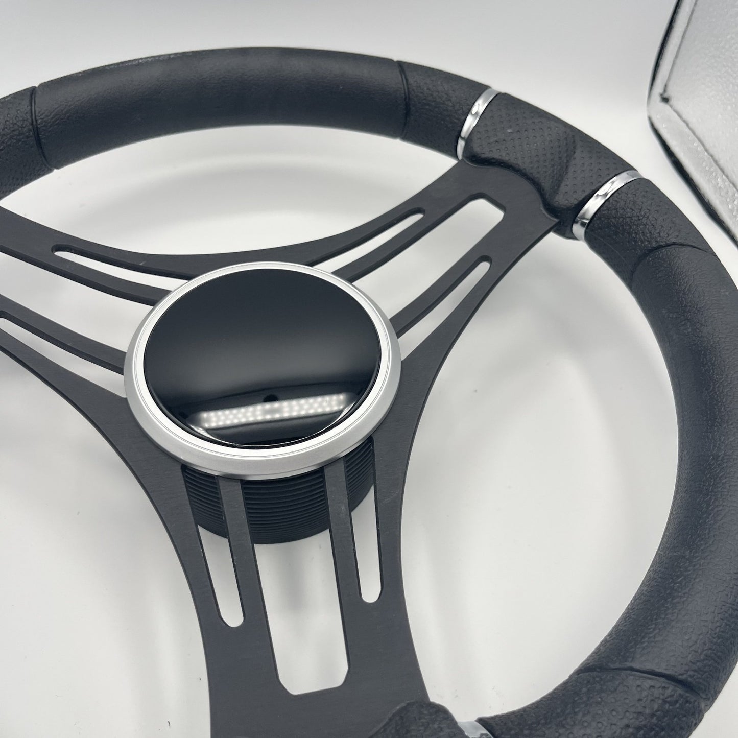 Gussi Italia Boat Steering Wheel Black Brushed Alum Spokes | Black Dome
