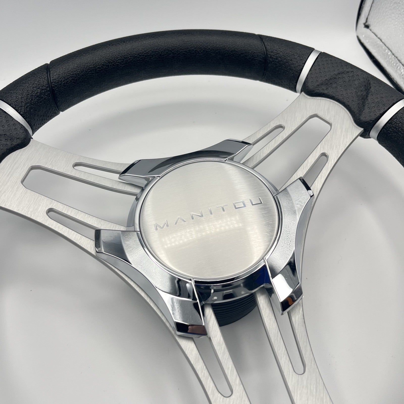 Gussi Italia Boat Steering Wheel Brushed Aluminum Spokes | Manitou Boats