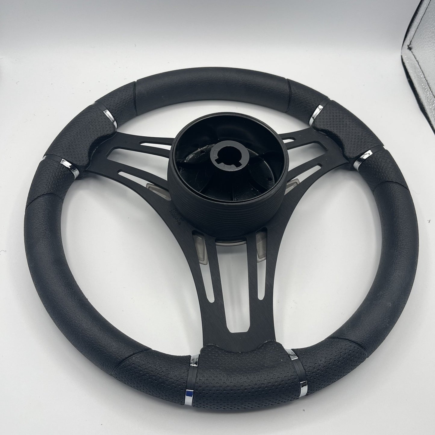 Gussi Italia Boat Steering Wheel Black Brushed Alum Spokes | Crest