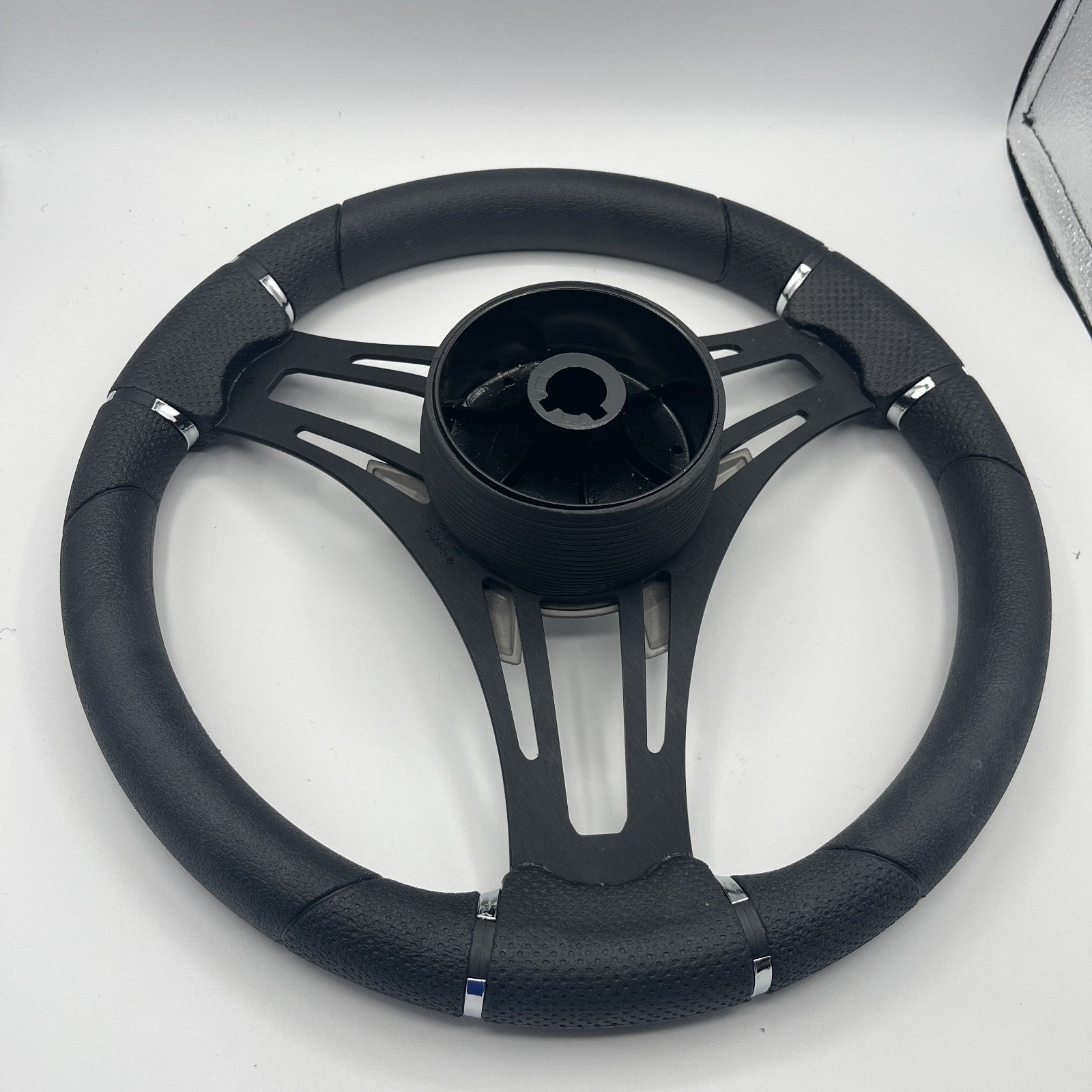Gussi Italia Boat Steering Wheel Black Brushed Alum Spokes | Crest