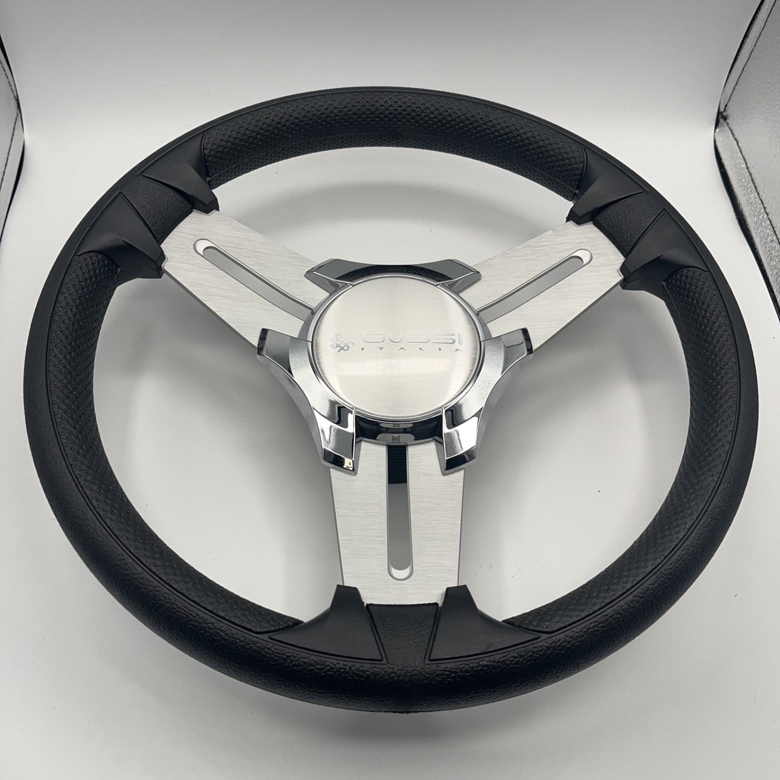 Model 15A Marine Steering Wheel Brushed Alum Spokes | Gussi Italia Cap