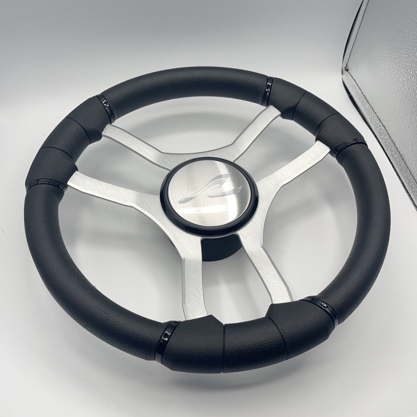 Malera Boat Steering Wheel Brushed Aluminum Spokes | SeaRay Boats