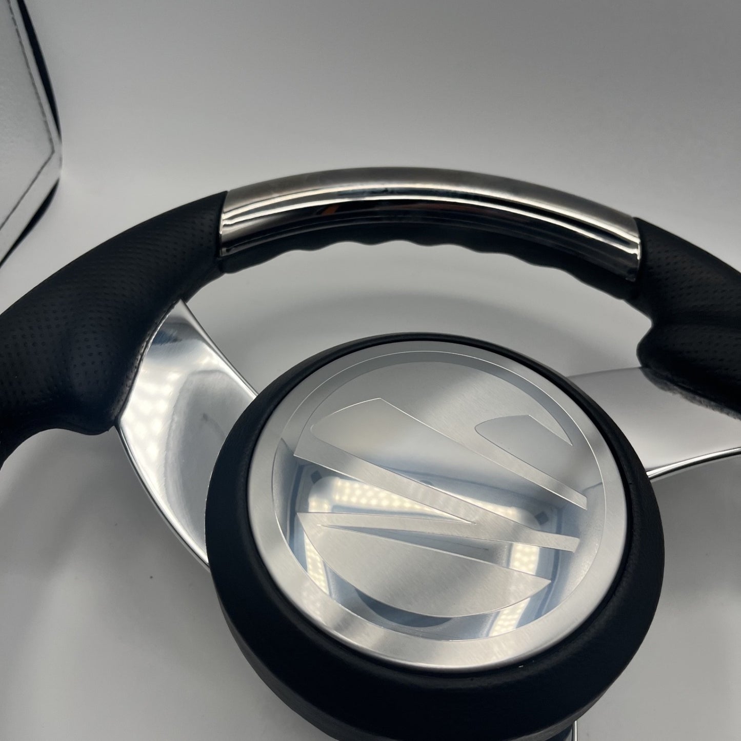 Model M533 Boat Steering Wheel Polished Aluminum Spoke | Tige