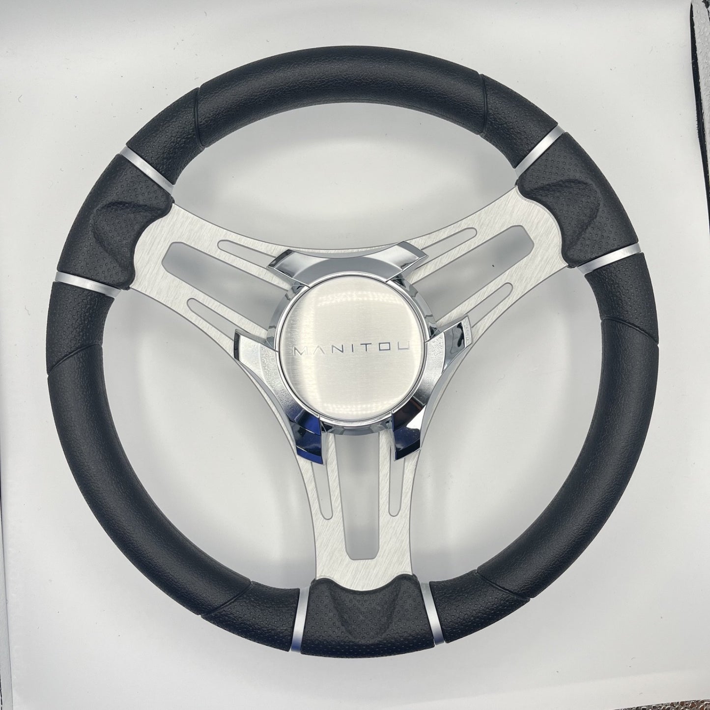 Gussi Italia Boat Steering Wheel Brushed Aluminum Spokes | Manitou Boats
