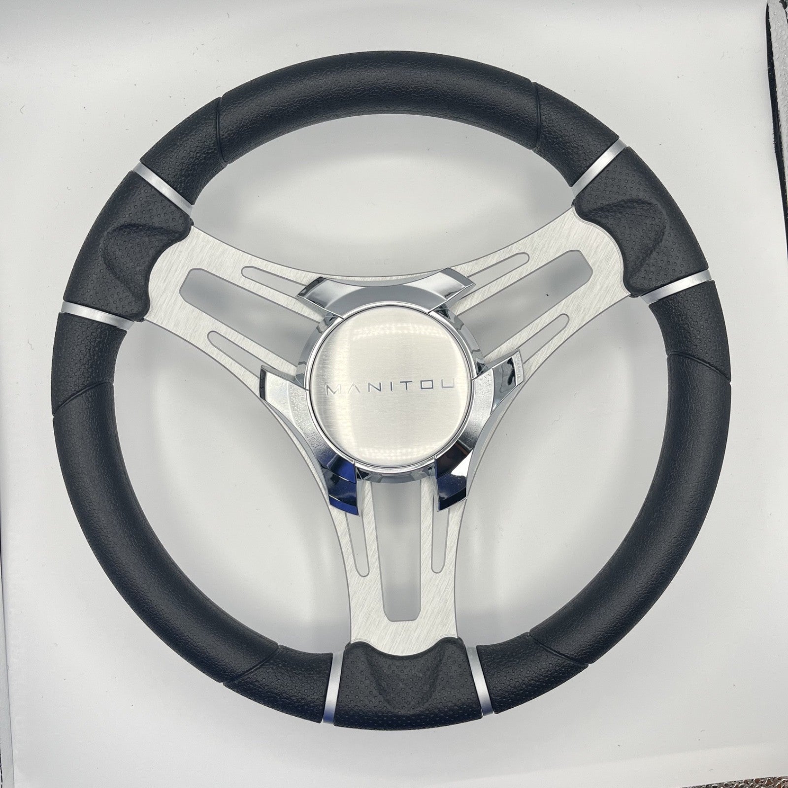 Gussi Italia Boat Steering Wheel Brushed Aluminum Spokes | Manitou Boats
