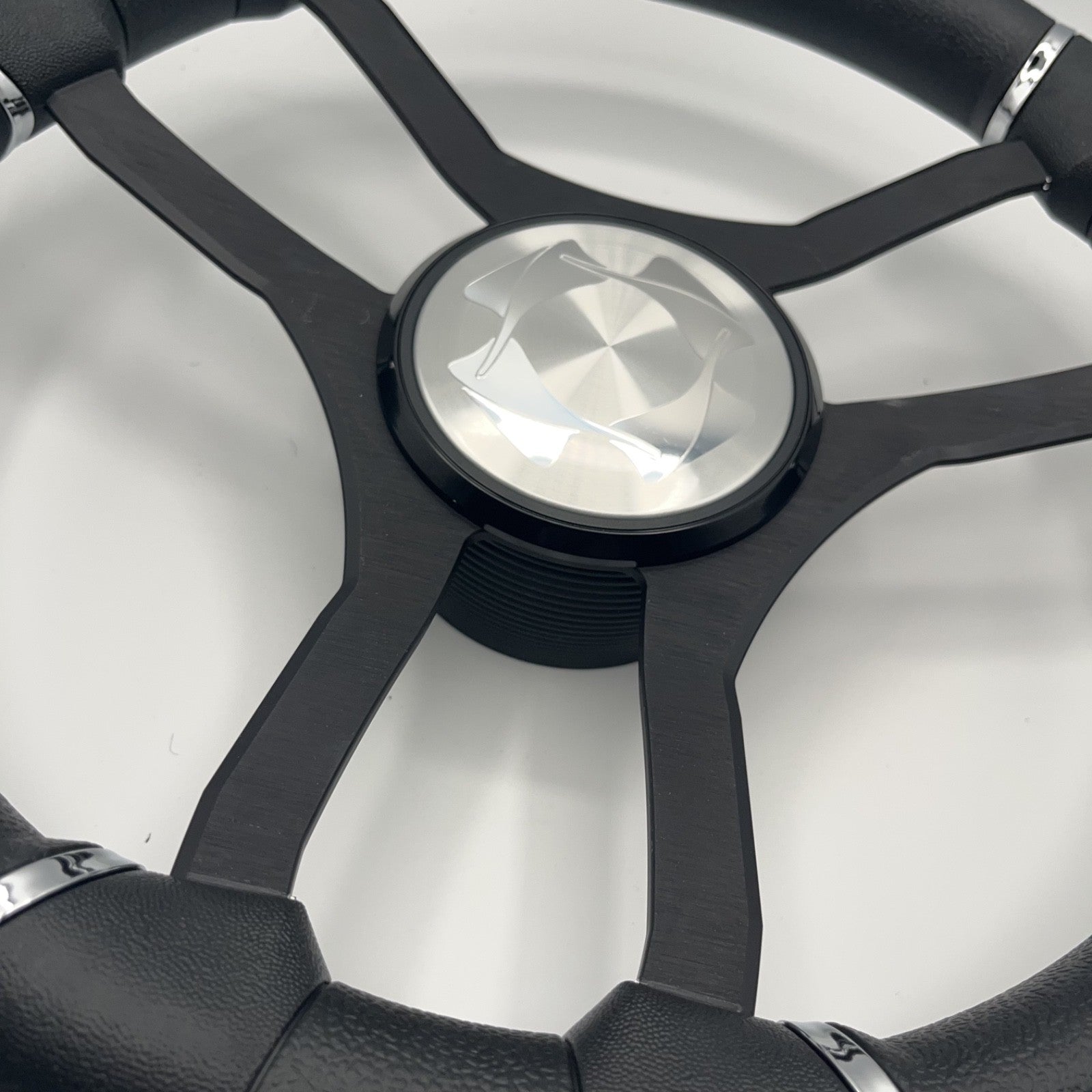 Malera Boat Steering Wheel Black Aluminum Spokes | Stingray