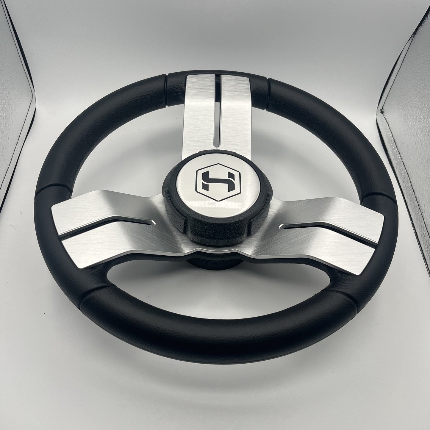 Gussi Italia Boat Steering Wheel Black Aluminum Spoke | Harris
