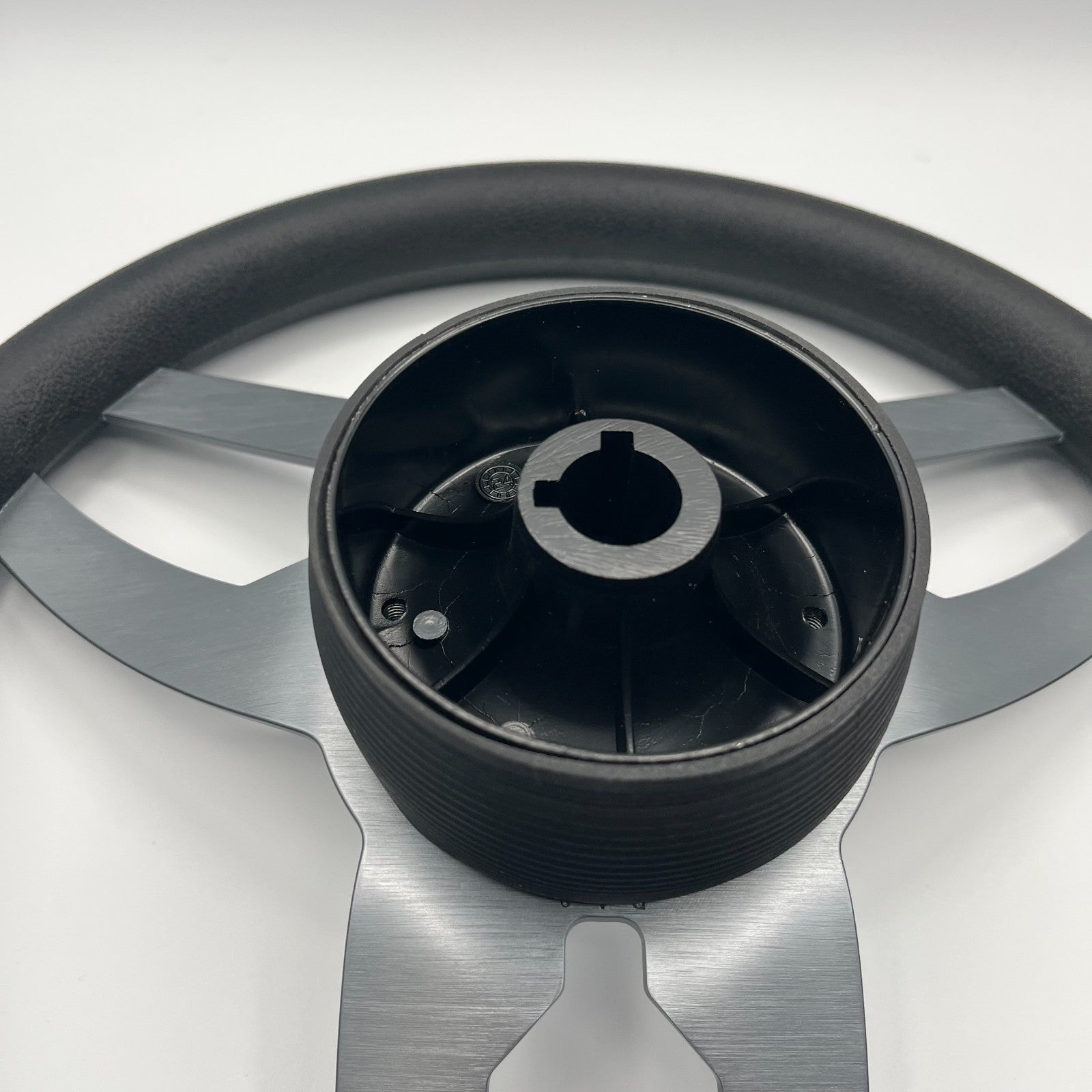 Cabrio Boat Steering Wheel Gray Brushed Alum Spoke | StabiCraft