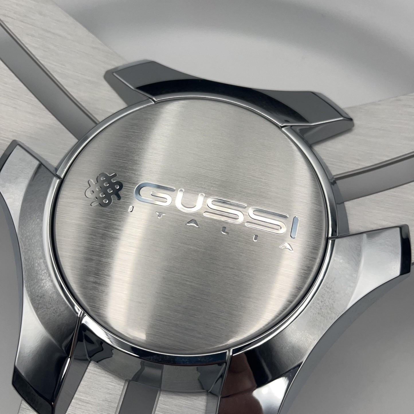Model 15A Marine Steering Wheel Brushed Alum Spokes | Gussi Italia Cap