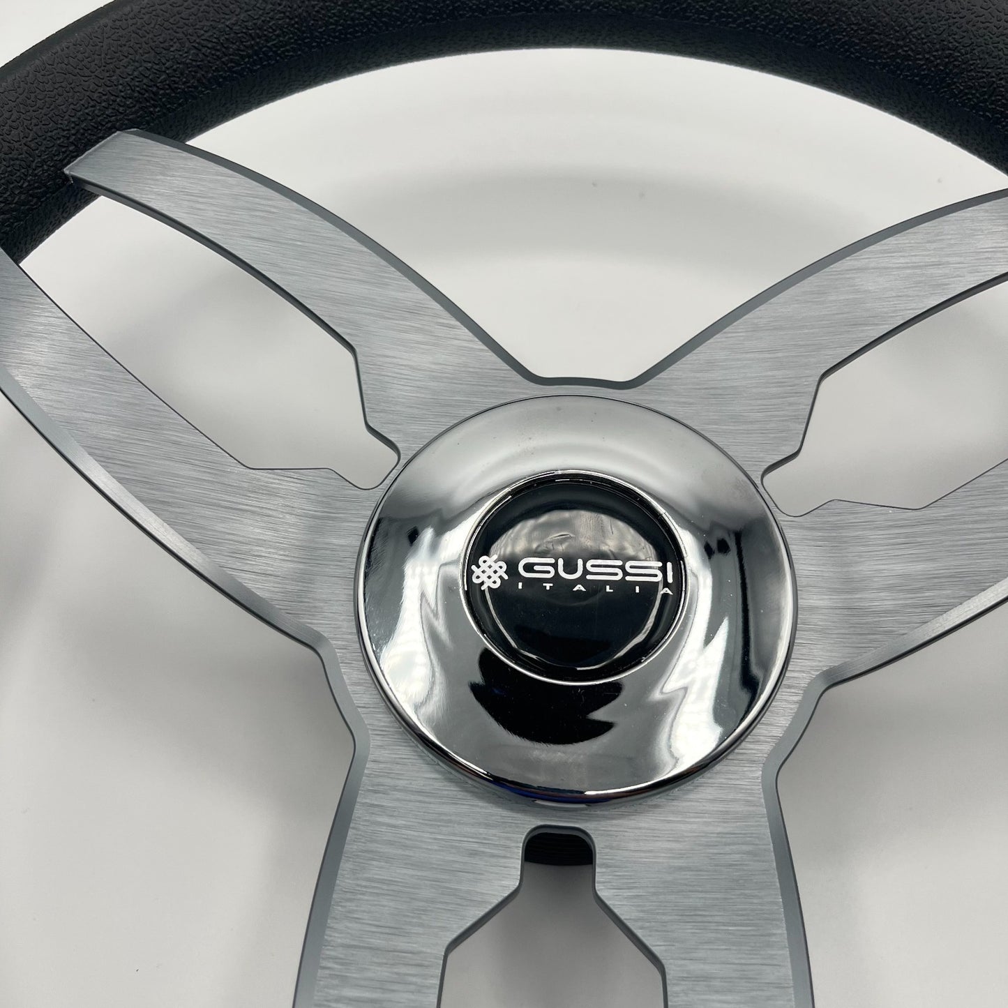 Cabrio Boat Steering Wheel Gray Brushed Alum Spoke | Gussi Italia