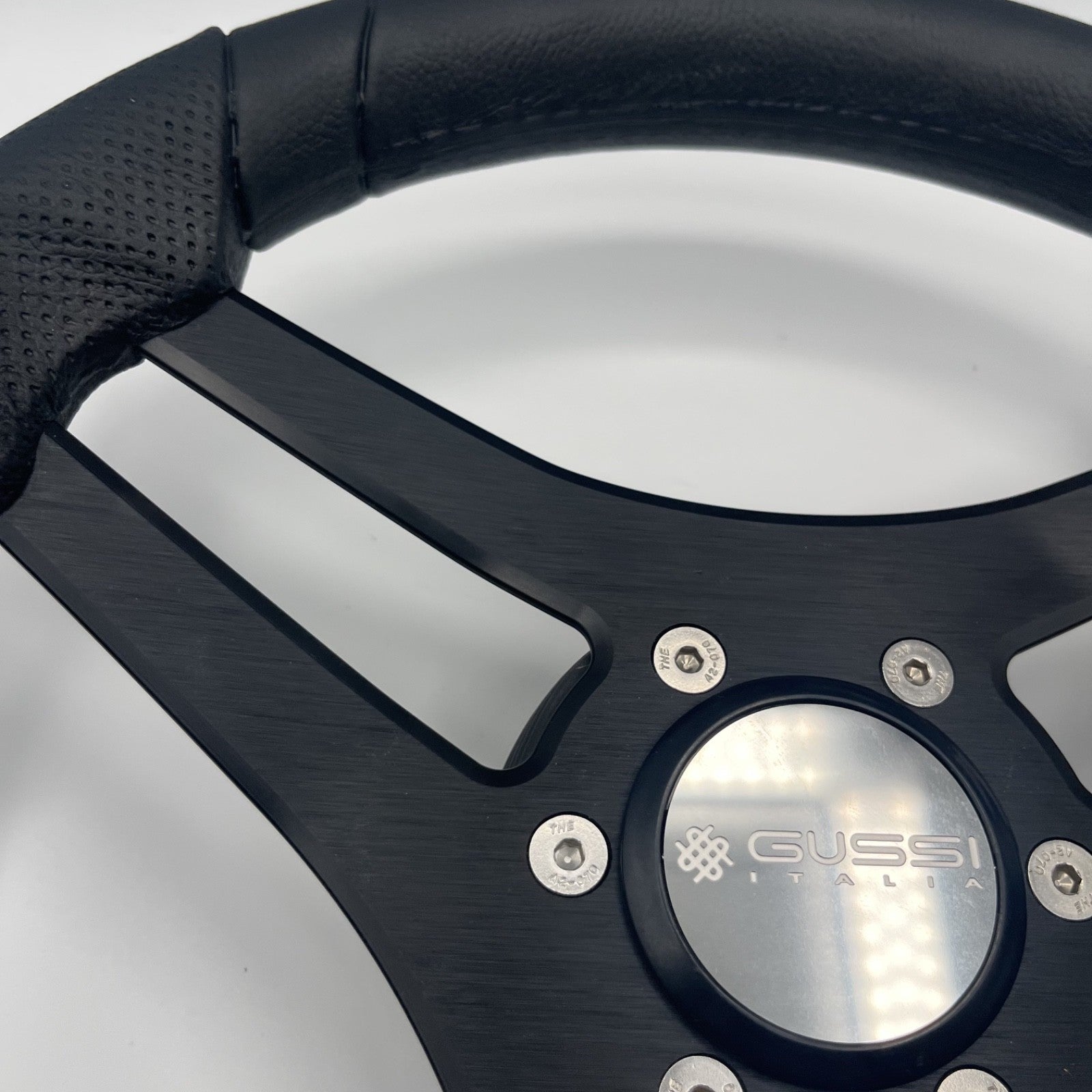 Molinara Marine Steering Wheel Black Brushed Alum Spokes | Gussi Italia