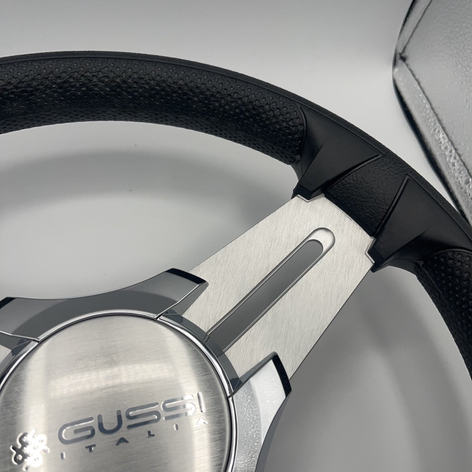 Model 15 Marine Steering Wheel Brushed Aluminum Spokes | Gussi Logo