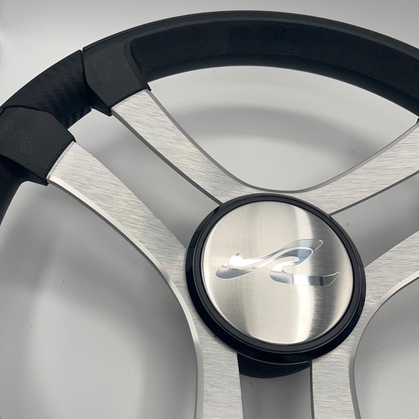 Benaco Boat Steering Wheel Brushed Aluminum Spokes | SeaRay Boats