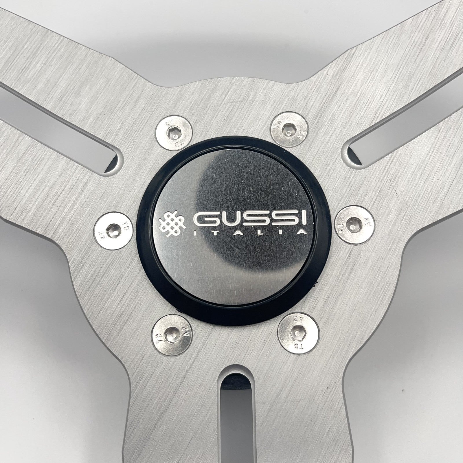 Model 15 Marine Steering Wheel Brushed Aluminum Spokes | Gussi Logo