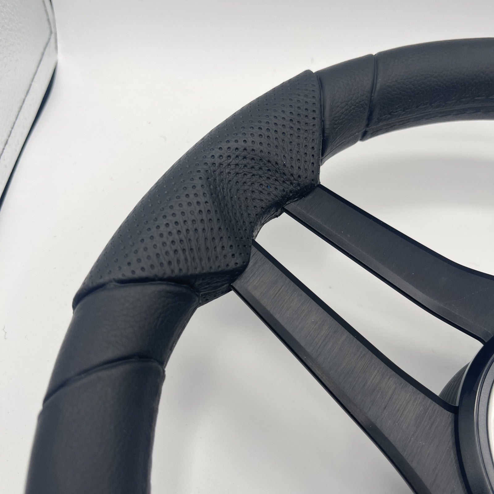 Molinara Marine Steering Wheel Black Brushed Alum Spokes | Plain Brushed