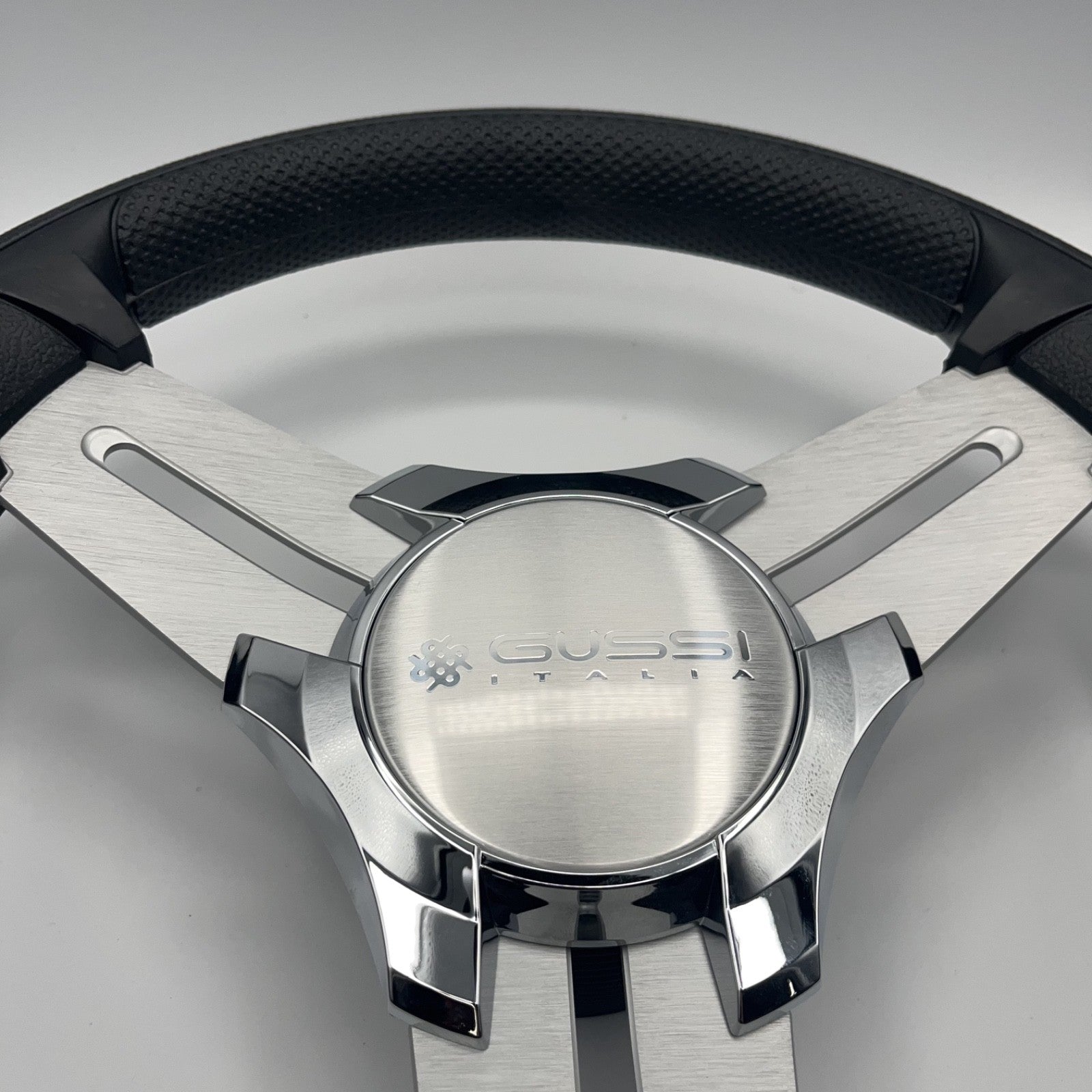 Model 15A Marine Steering Wheel Brushed Alum Spokes | Gussi Italia Cap