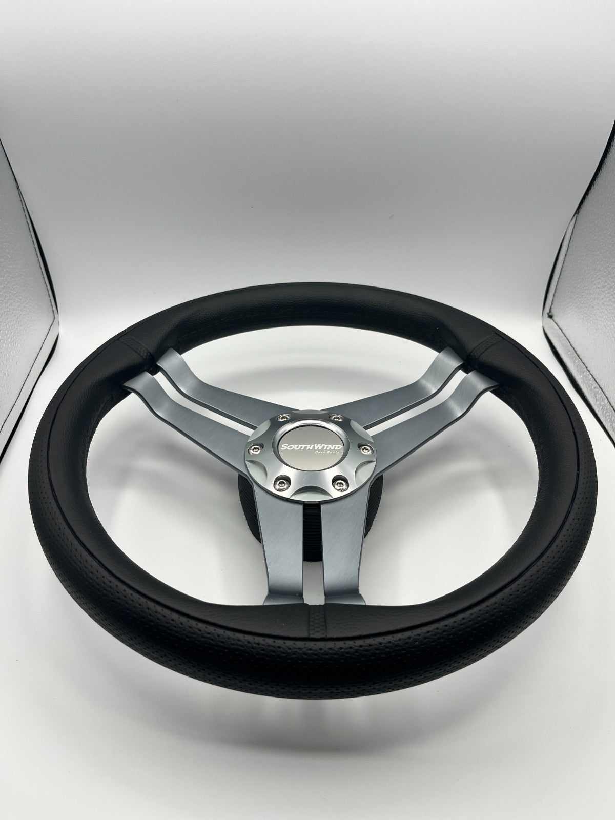 W208 Steering Wheel Gray Brushed Alum Spoke | SouthWind Deck Boats