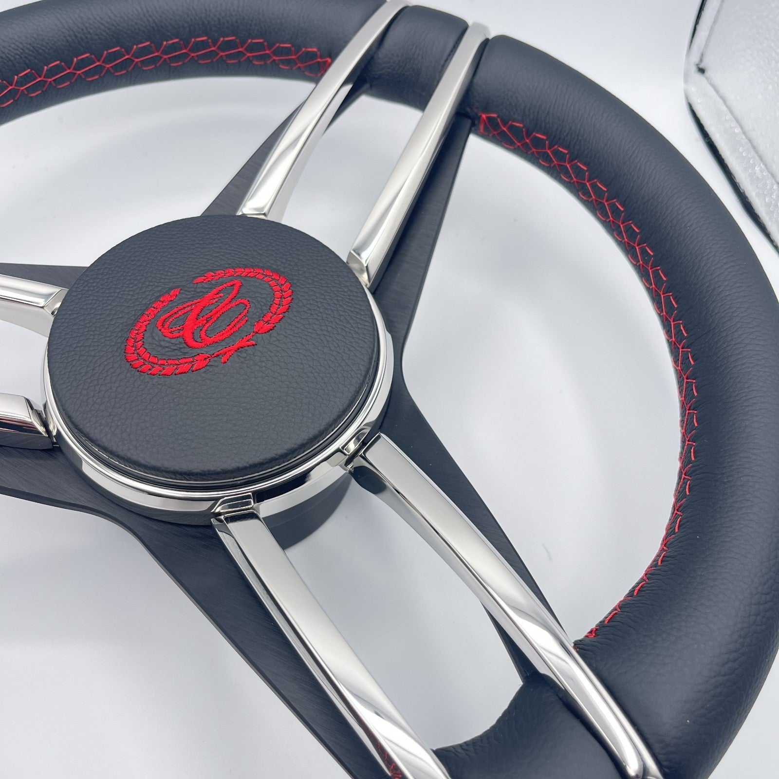 Cobalt Boat Steering Wheel Stainless Steel Spoke Leather Rim | Cobalt Boats Logo