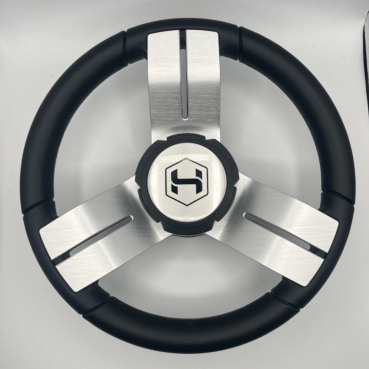 Gussi Italia Boat Steering Wheel Black Aluminum Spoke | Harris