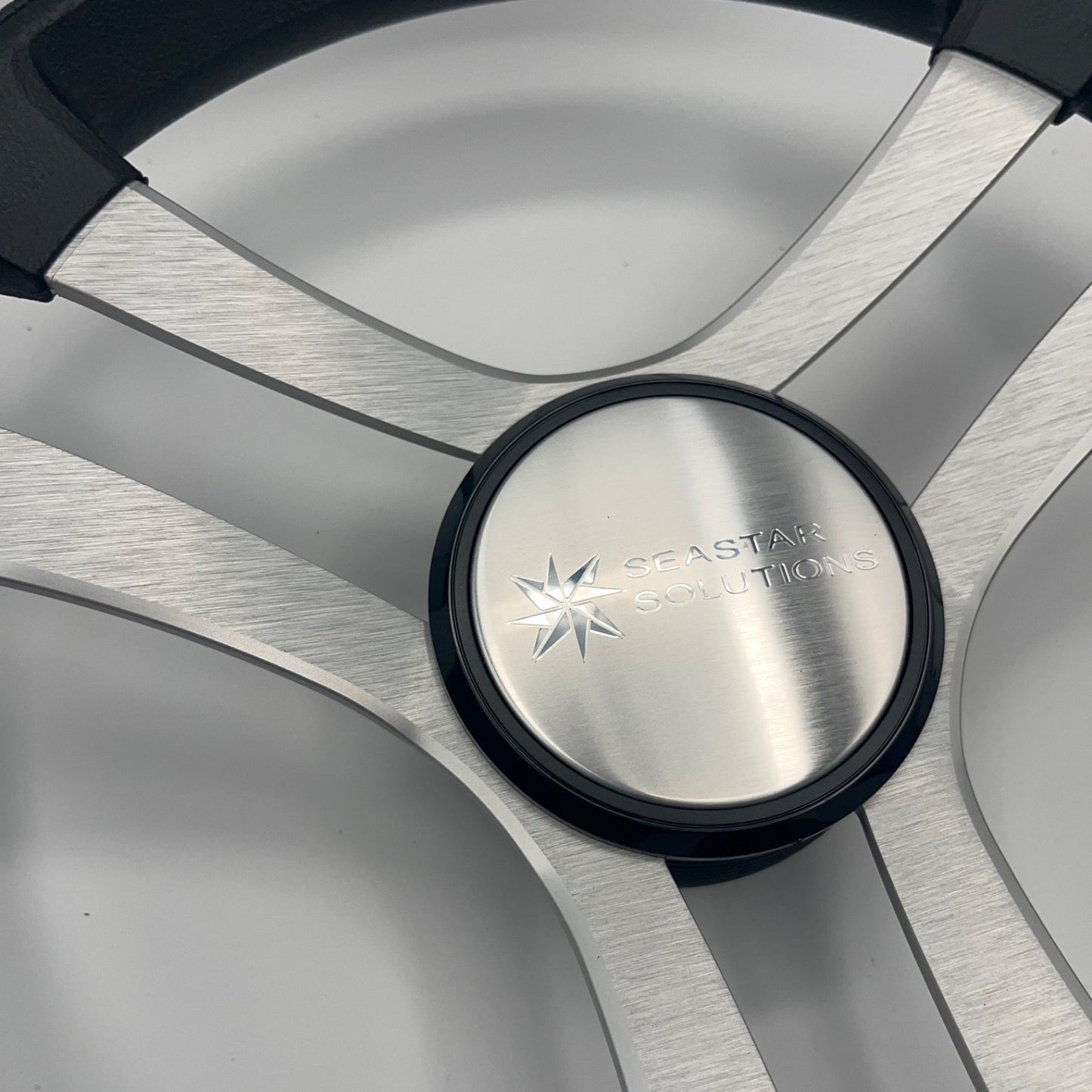 Benaco Boat Steering Wheel Brushed Aluminum Spokes | Seastar Solutions
