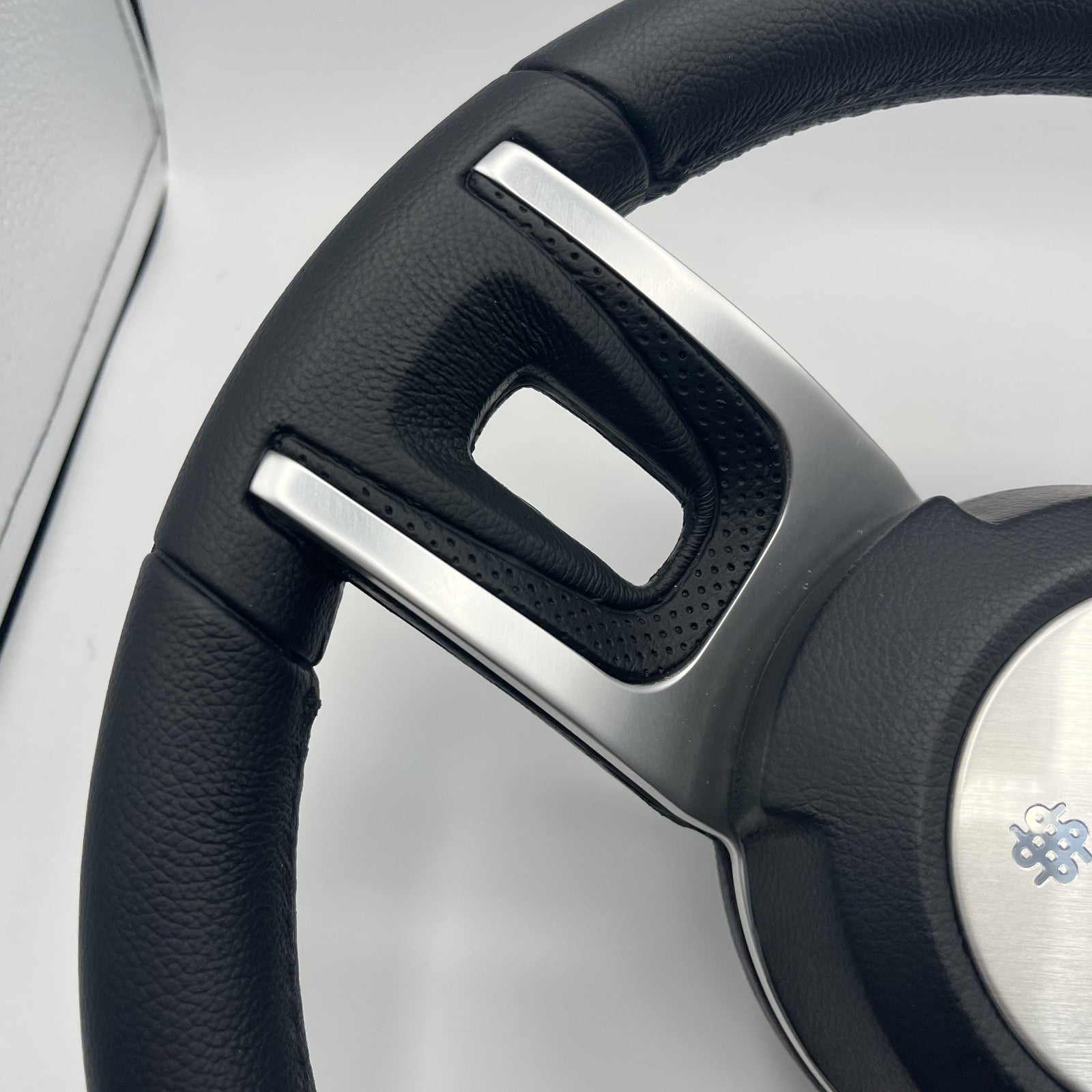Gussi Italia Black Model 702 Steering Wheel | Gussi Italia