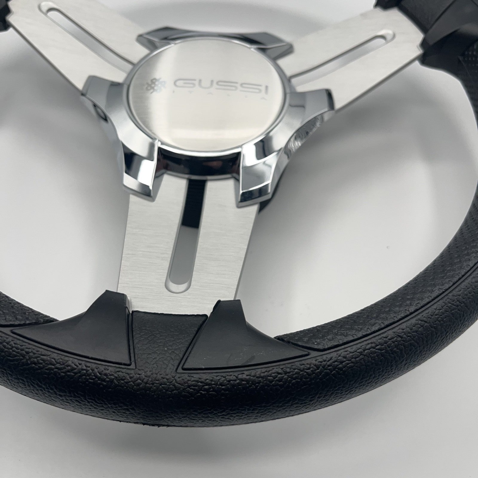 Model 15A Marine Steering Wheel Brushed Alum Spokes | Gussi Italia Cap
