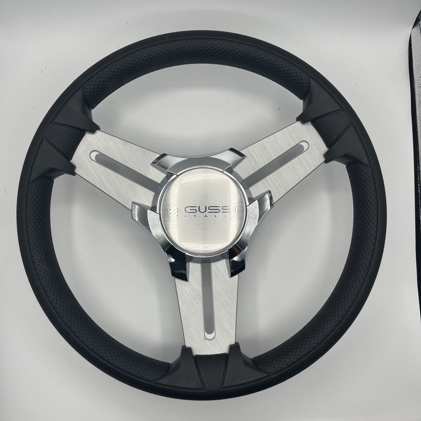 Model 15 Marine Steering Wheel Brush Alum Spokes | Gussi Italia Logo