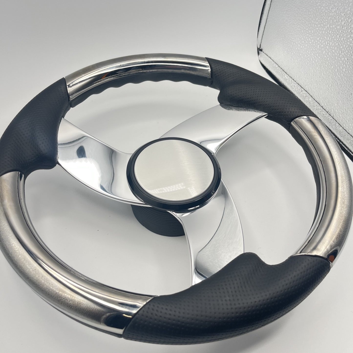Model M533 Boat Steering Wheel Polished Alum Spoke | Plain
