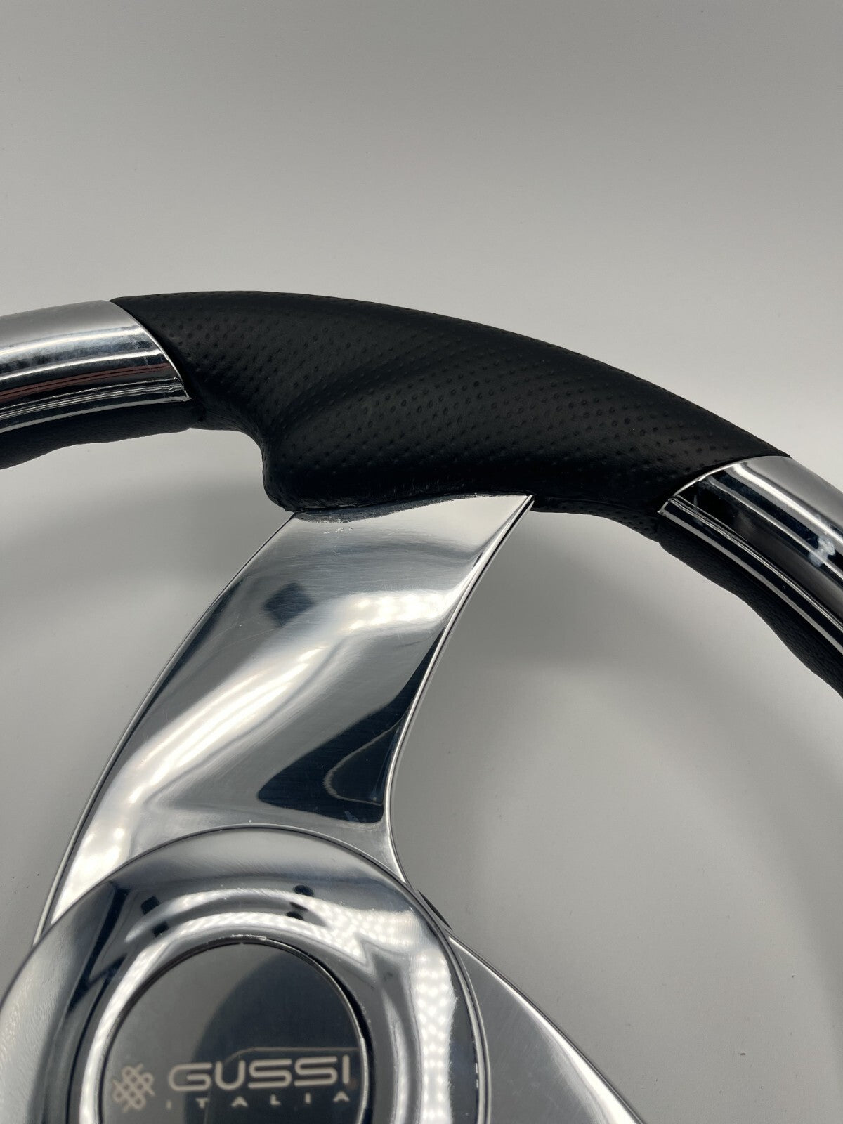 Model M533 Boat Steering Wheel Polished Aluminum Spokes | Gussi Italia