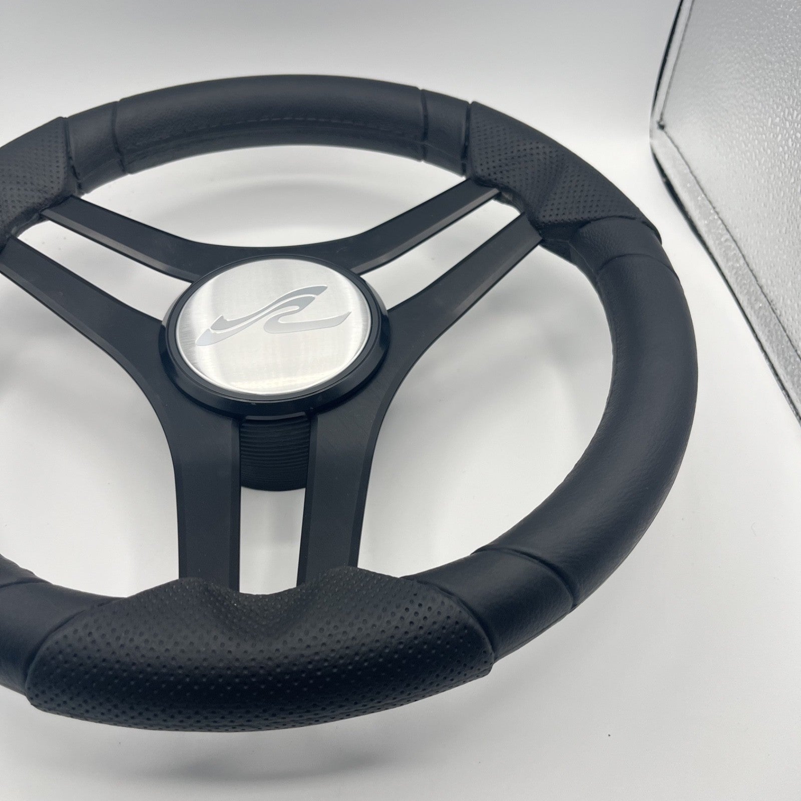 Molinara Marine Steering Wheel Black Brushed Alum Spokes | SeaRay Boats