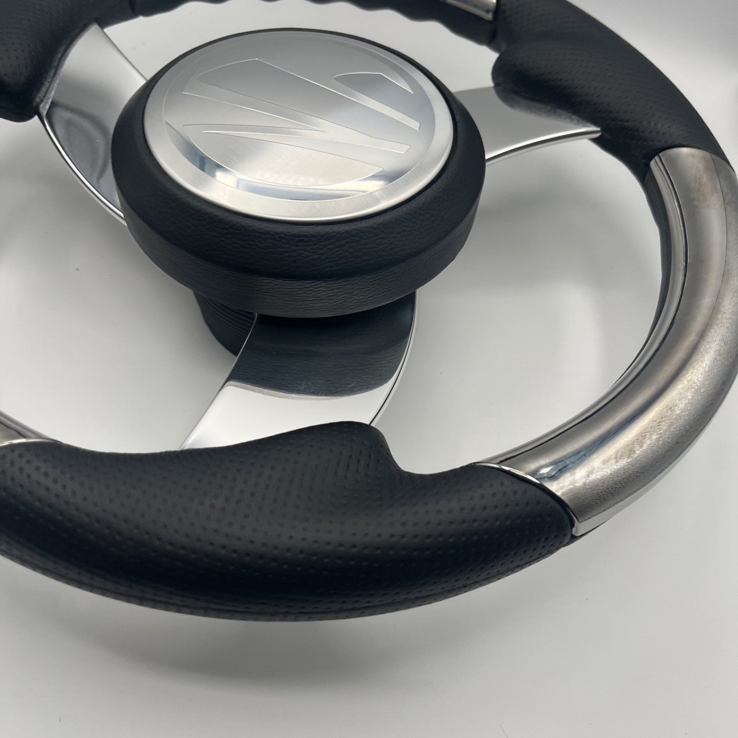 Model M533 Boat Steering Wheel Polished Aluminum Spoke | Tige