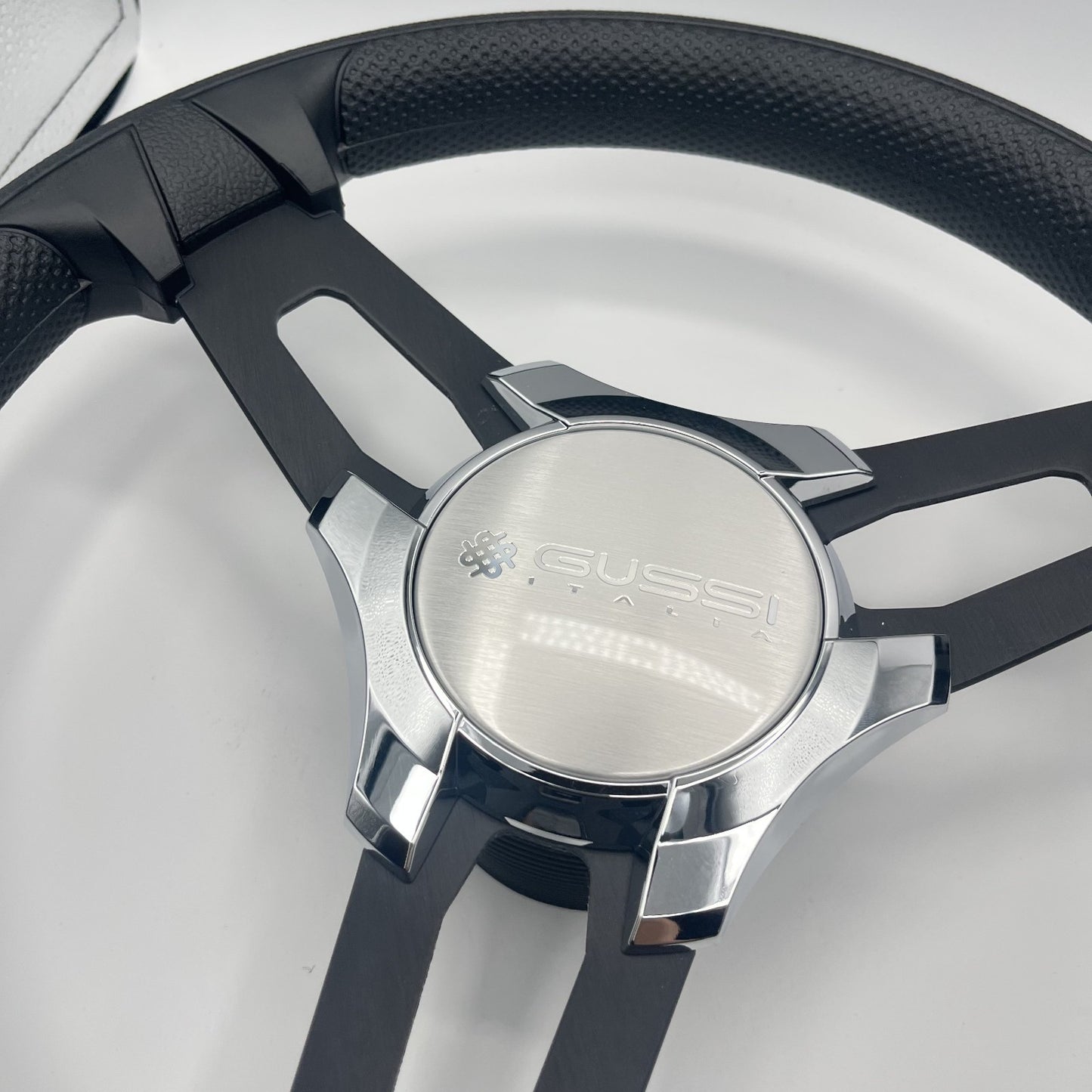 Gussi Italia Boat Model 15 Steering Wheel Black Brushed Alum Spokes | Gussi
