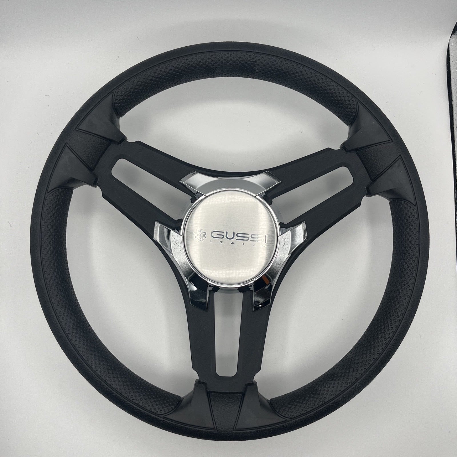 Gussi Italia Marine Steering Wheel Black Brush Metal Spokes | Gussi Logo