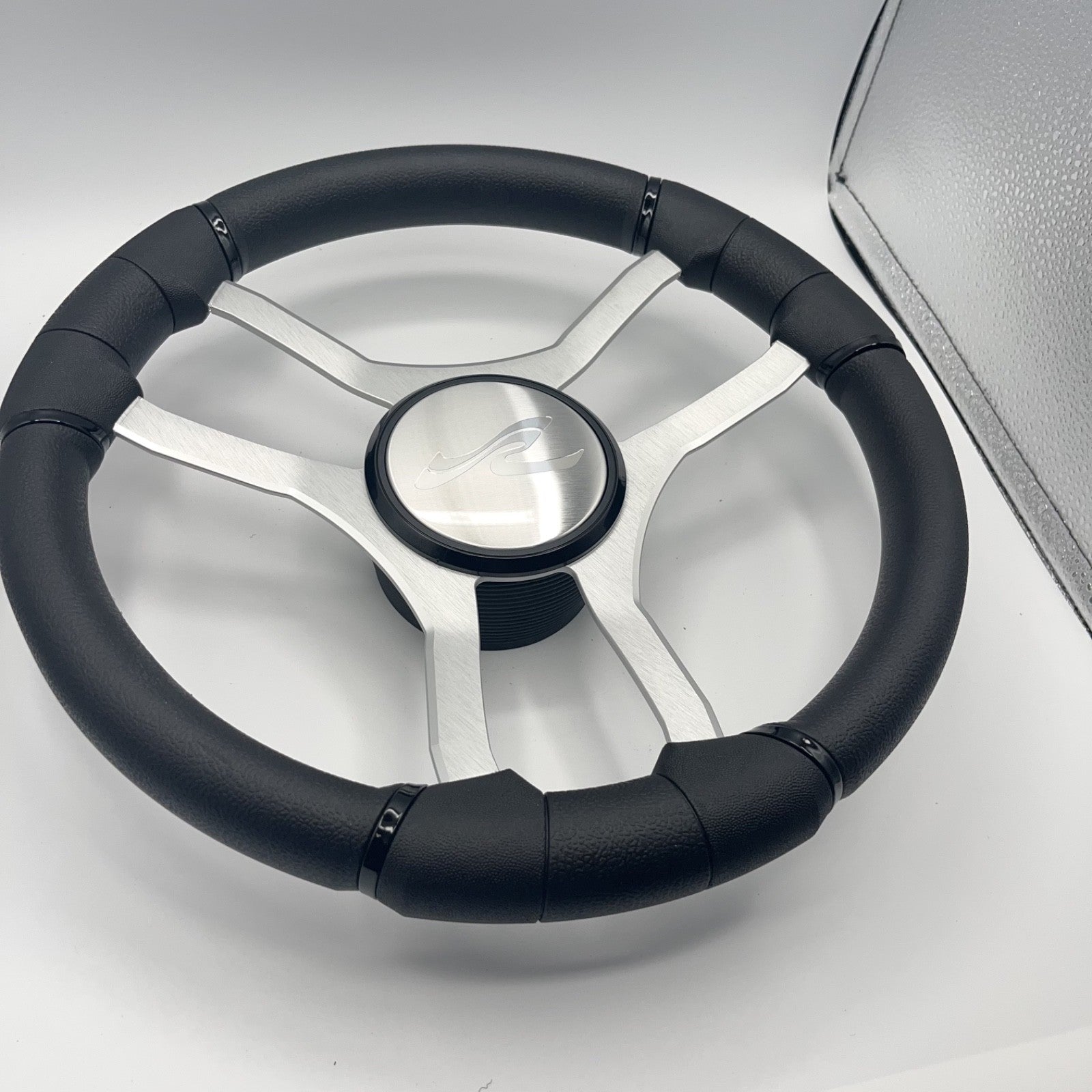 Malera Boat Steering Wheel Brushed Aluminum Spokes | SeaRay Boats