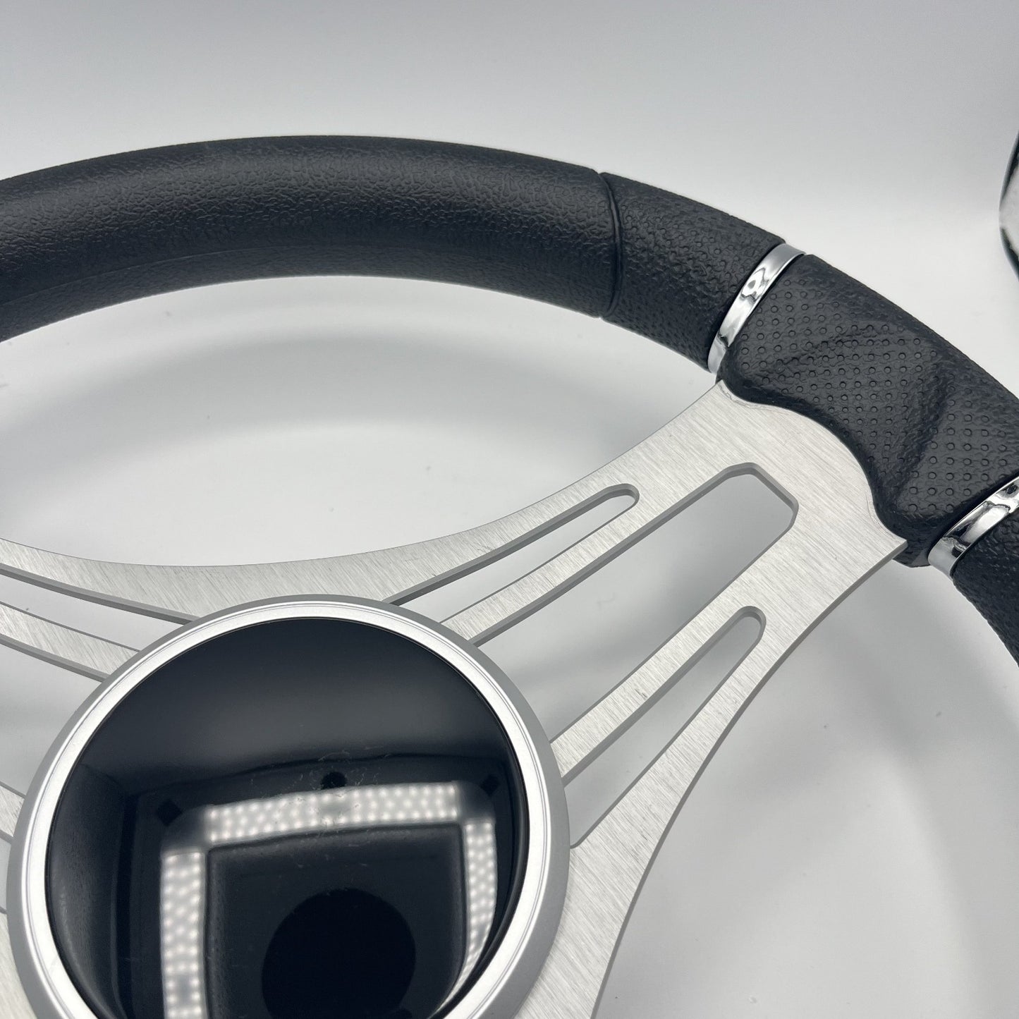 Verona Boat Steering Wheel Brush Alum Spoke | Black Gloss Dome