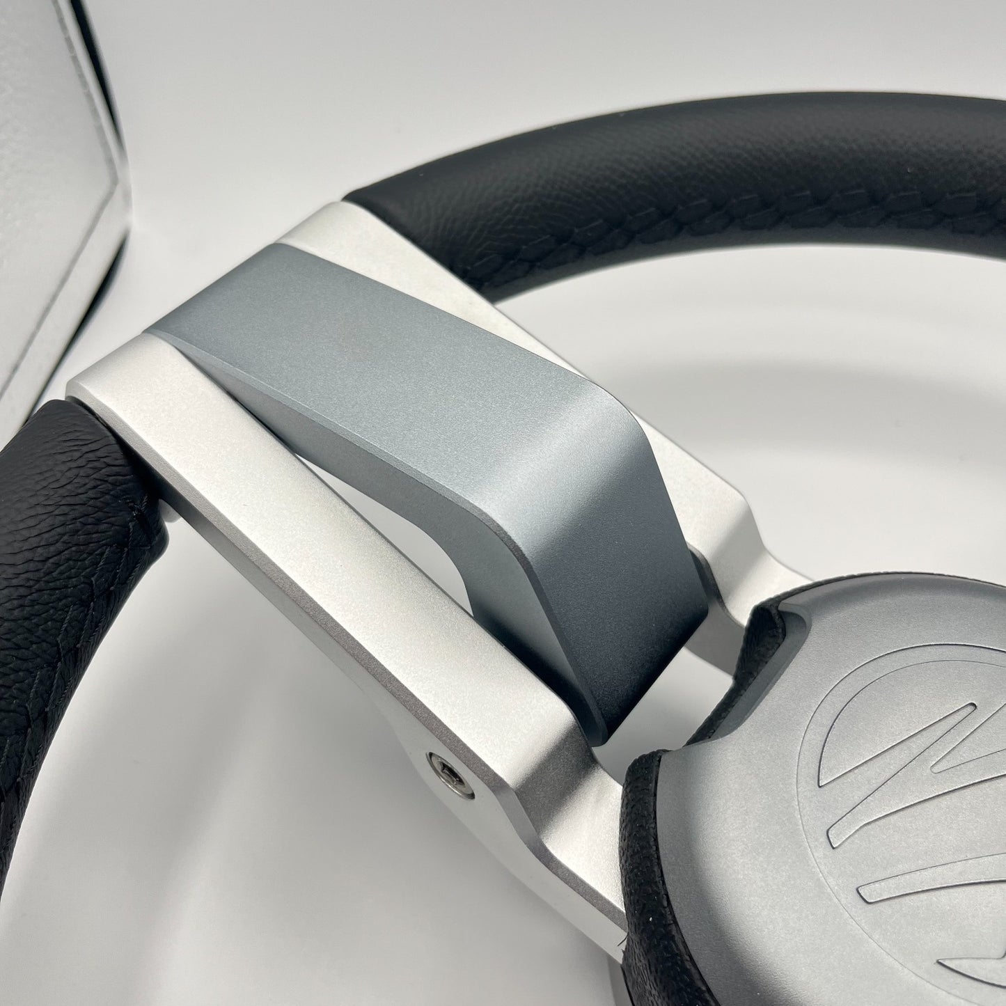 Gussi Italia Marine Steering Wheel Multi Color Gray Aluminum Wheel | Tige
