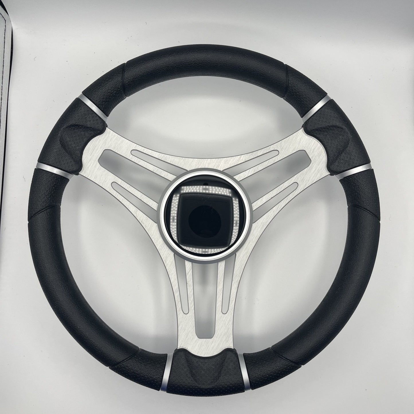 Gussi Italia Boat Steering Wheel Brushed Aluminum Spoke | Black Dome