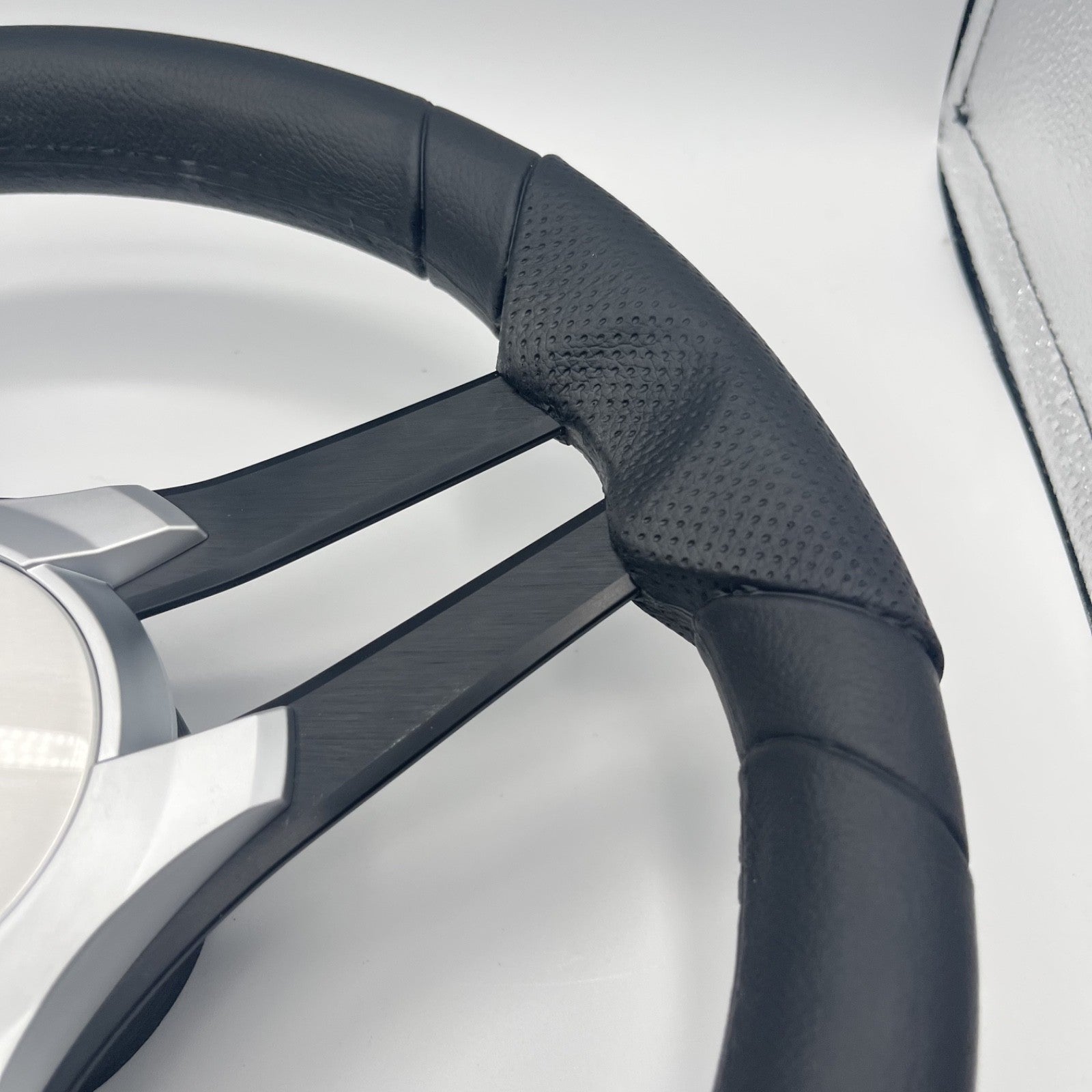 Molinara Marine Steering Wheel Black Brushed Alum Spokes | Apex