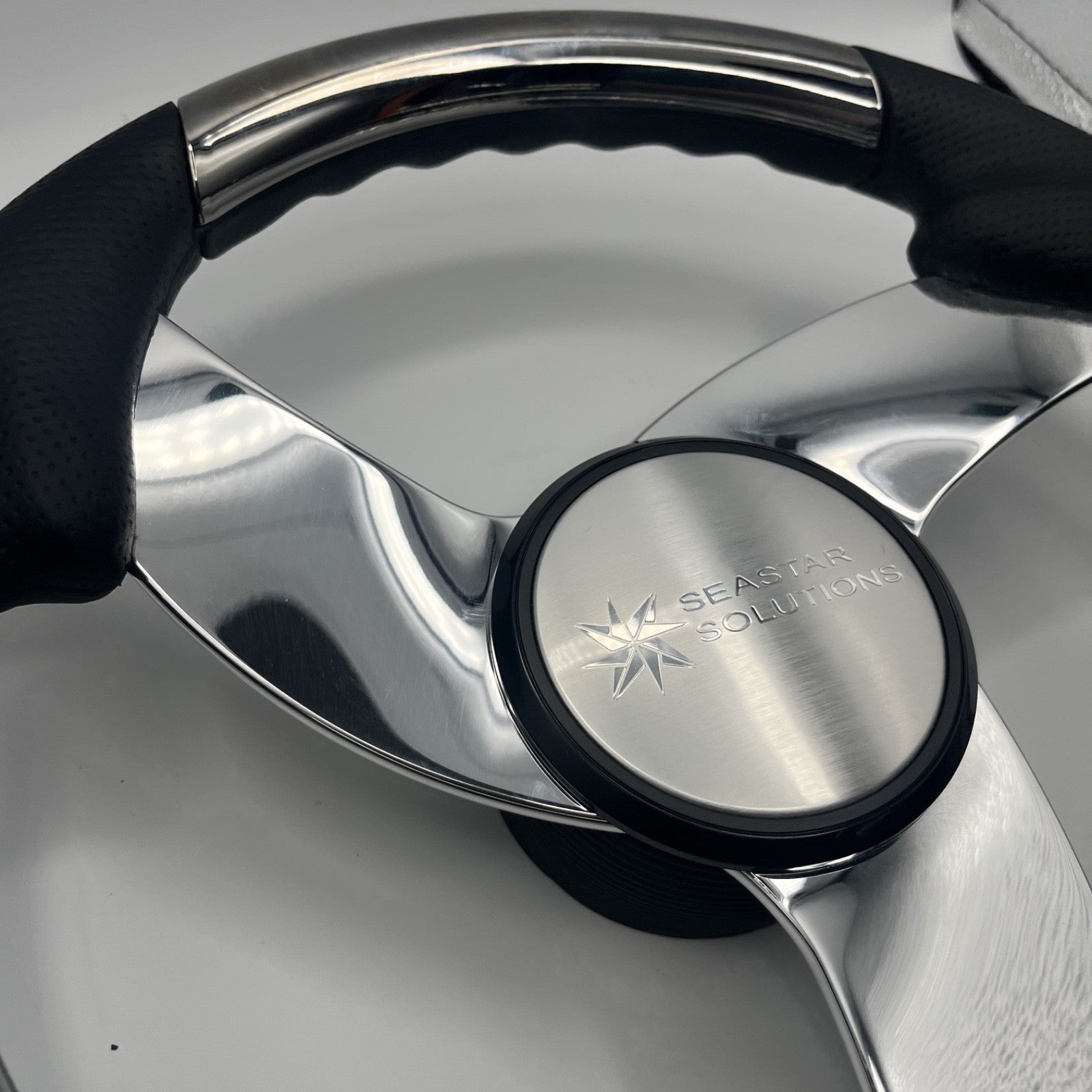 Model M533 Boat Steering Wheel Polished Alum Spoke | Seastar