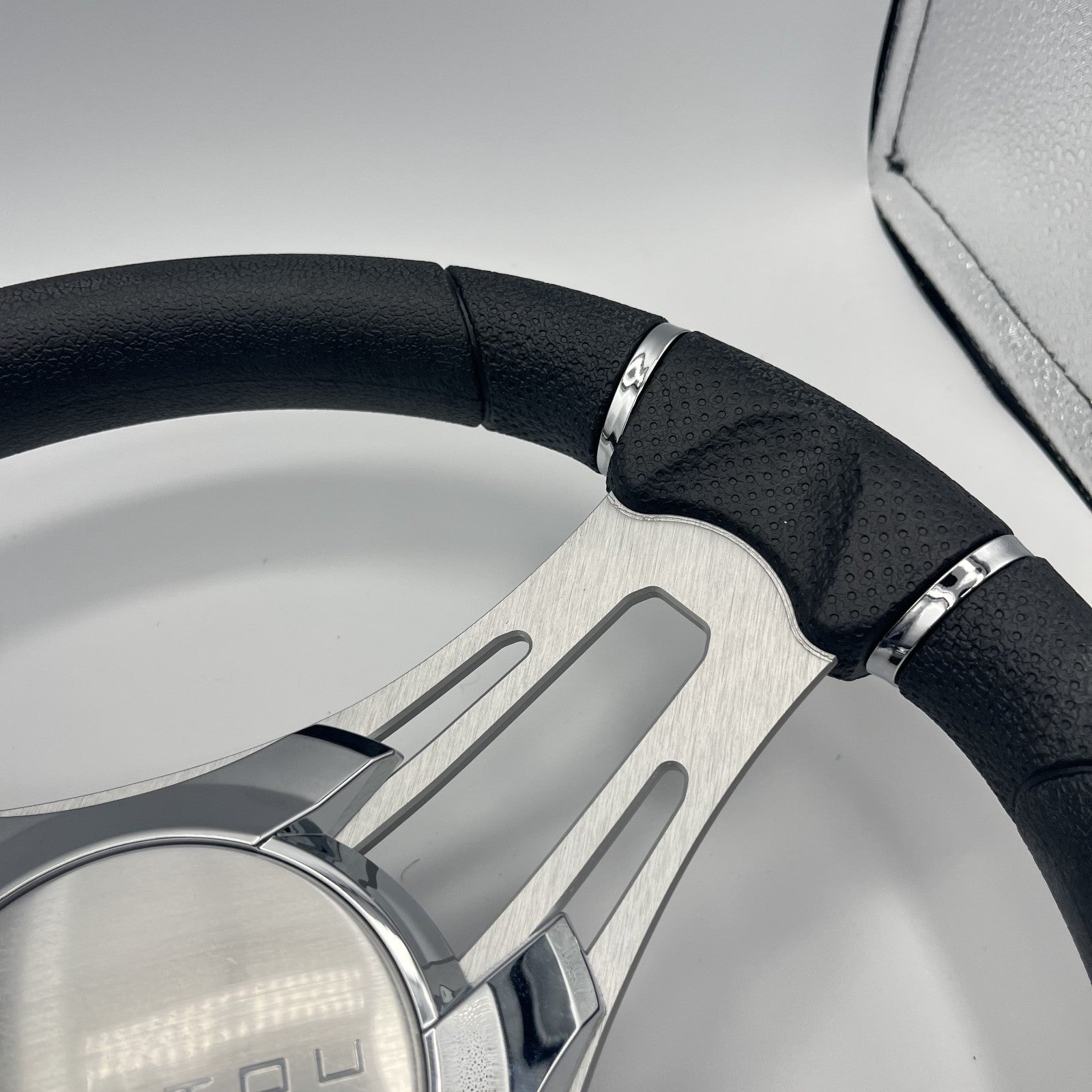 Verona Boat Steering Wheel Brush Alum Spoke | Manitou Boats